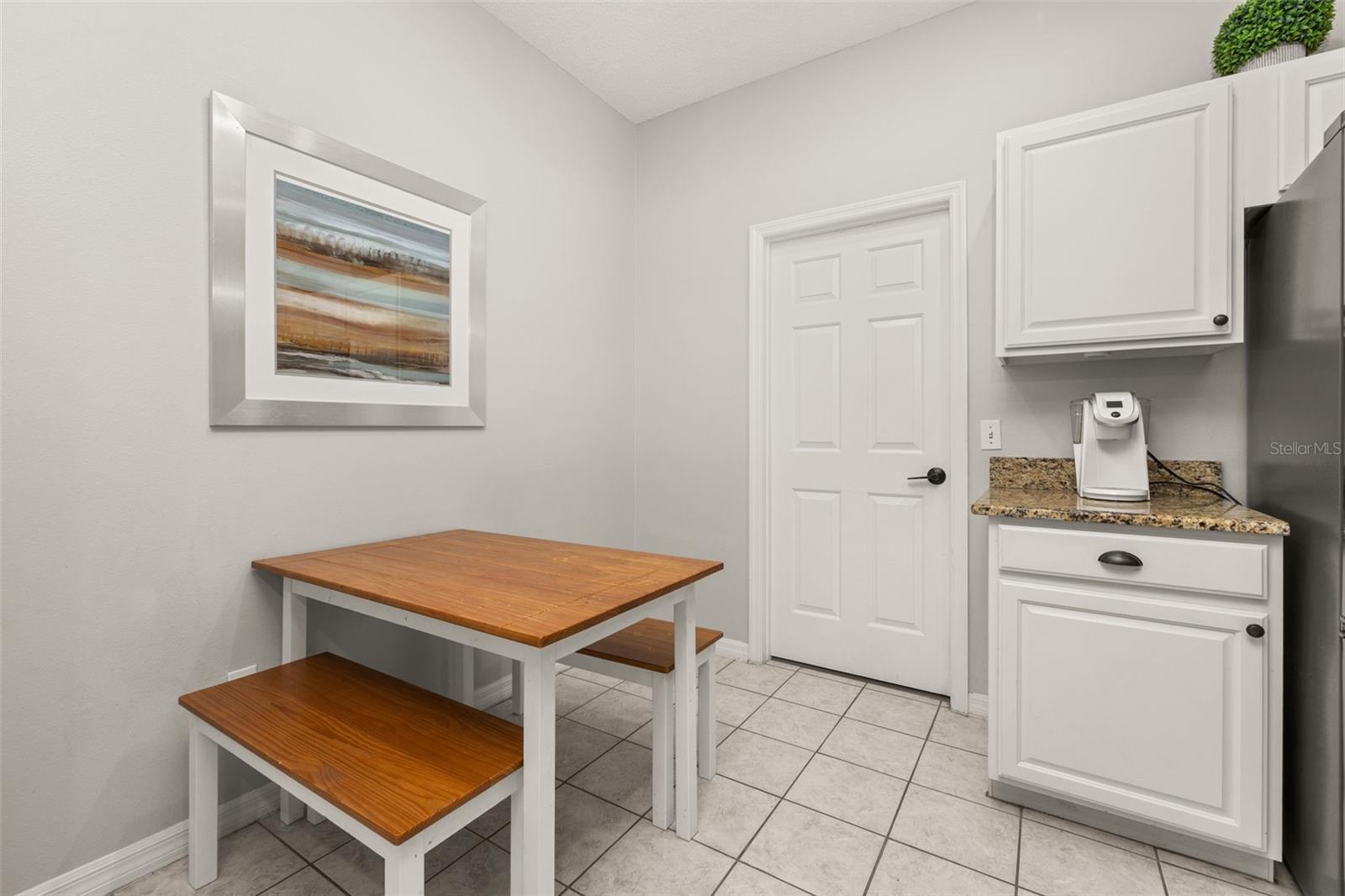 Image 7 of 35 For 2663 Glenbuck Court