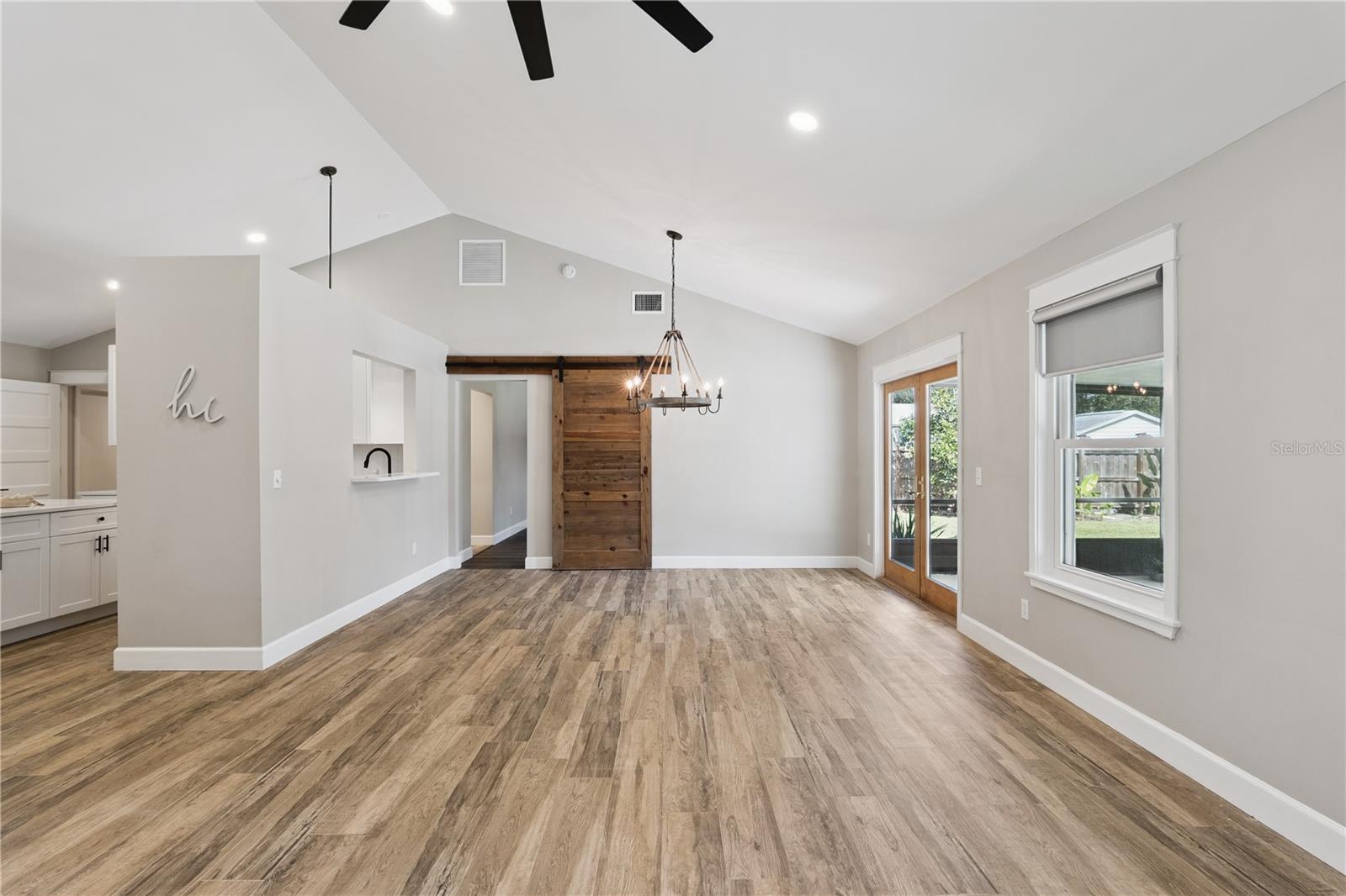 Image 13 of 40 For 3015 Riviera Bay Court