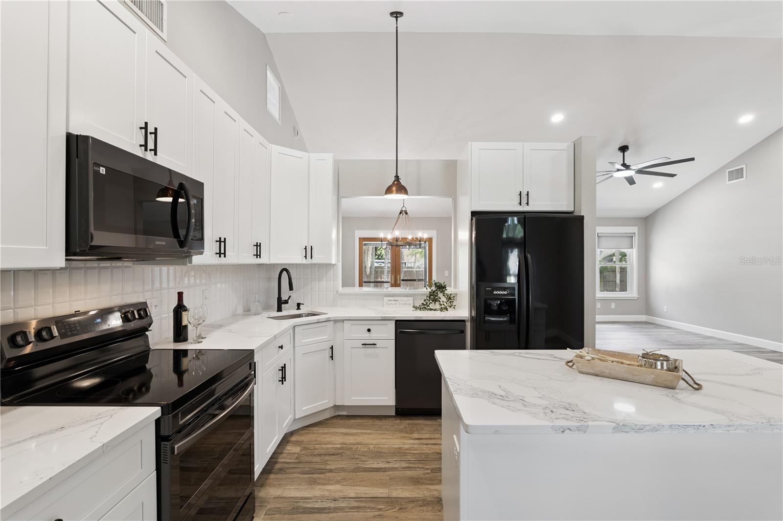 Image 3 of 40 For 3015 Riviera Bay Court