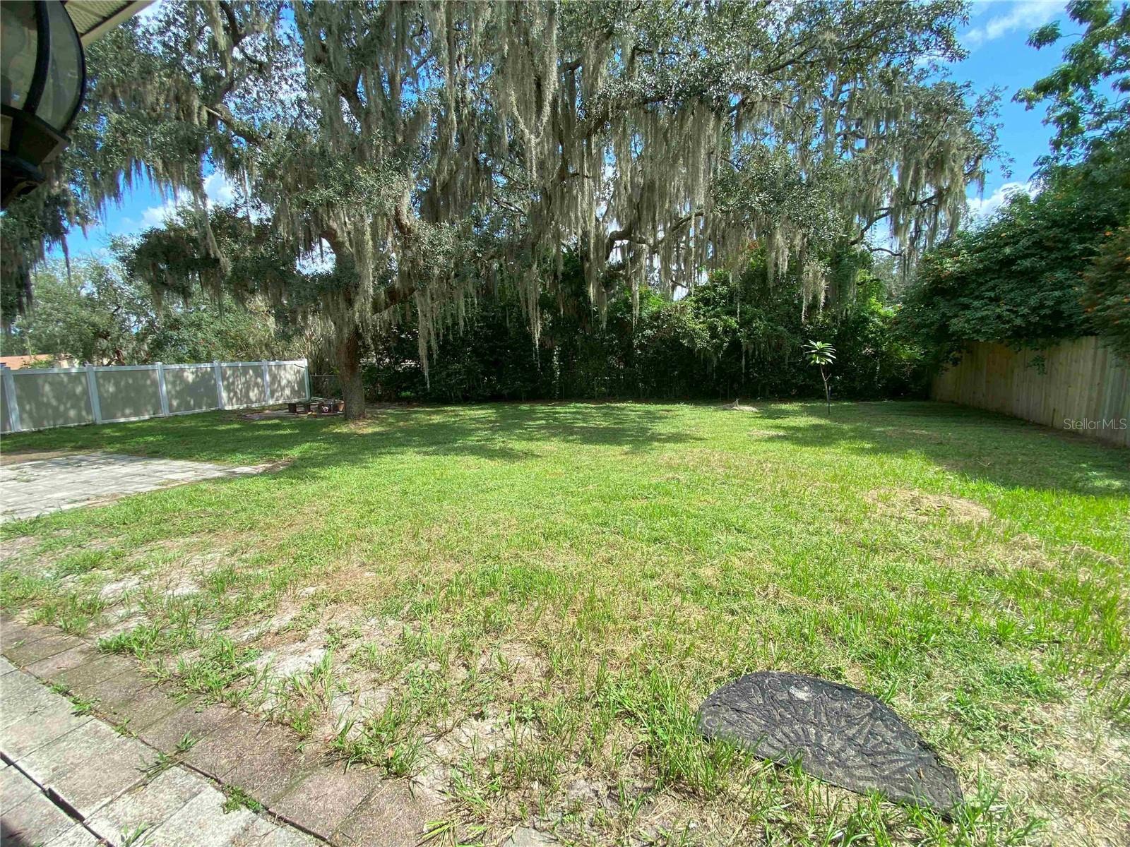 Image 20 of 23 For 9430 Lake Douglas Place