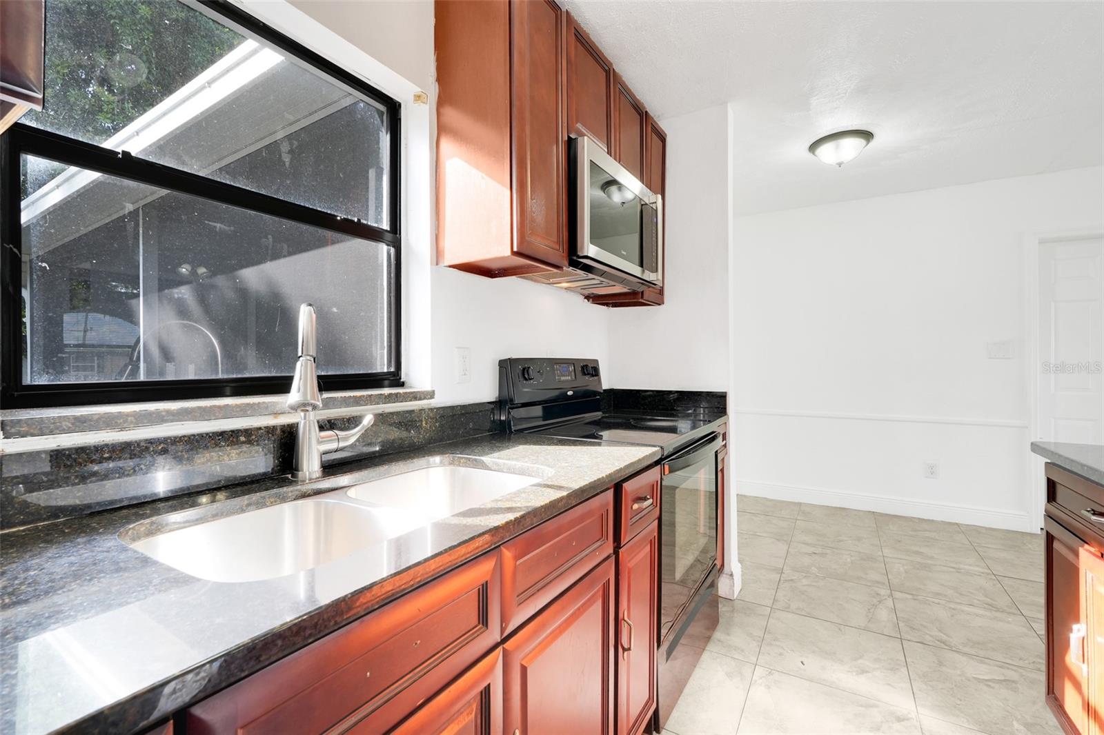 Image 19 of 42 For 1510 Hollis Drive