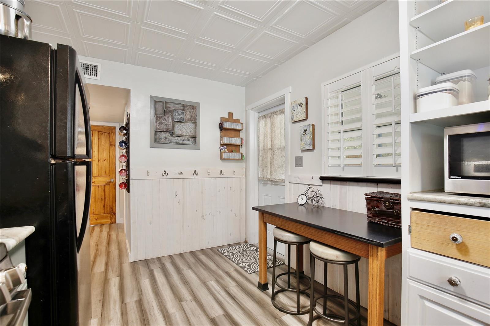 Image 13 of 34 For 354 Monroe Avenue