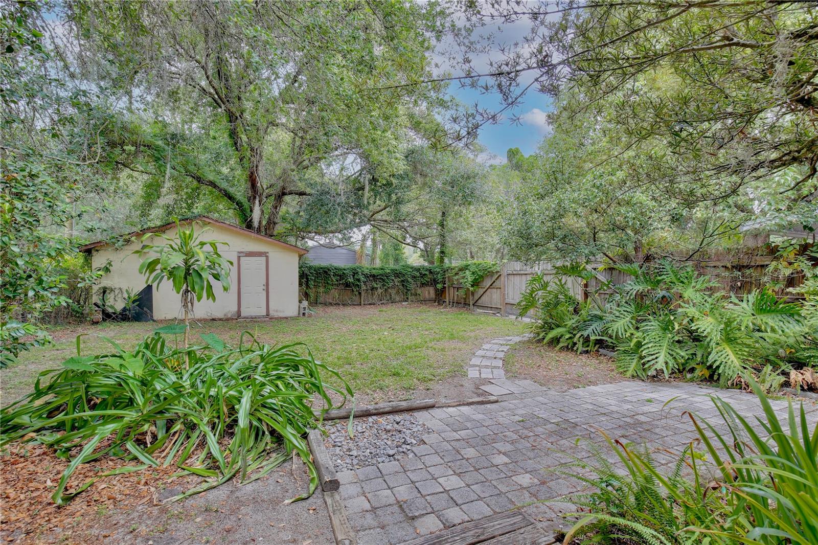 Image 28 of 34 For 354 Monroe Avenue