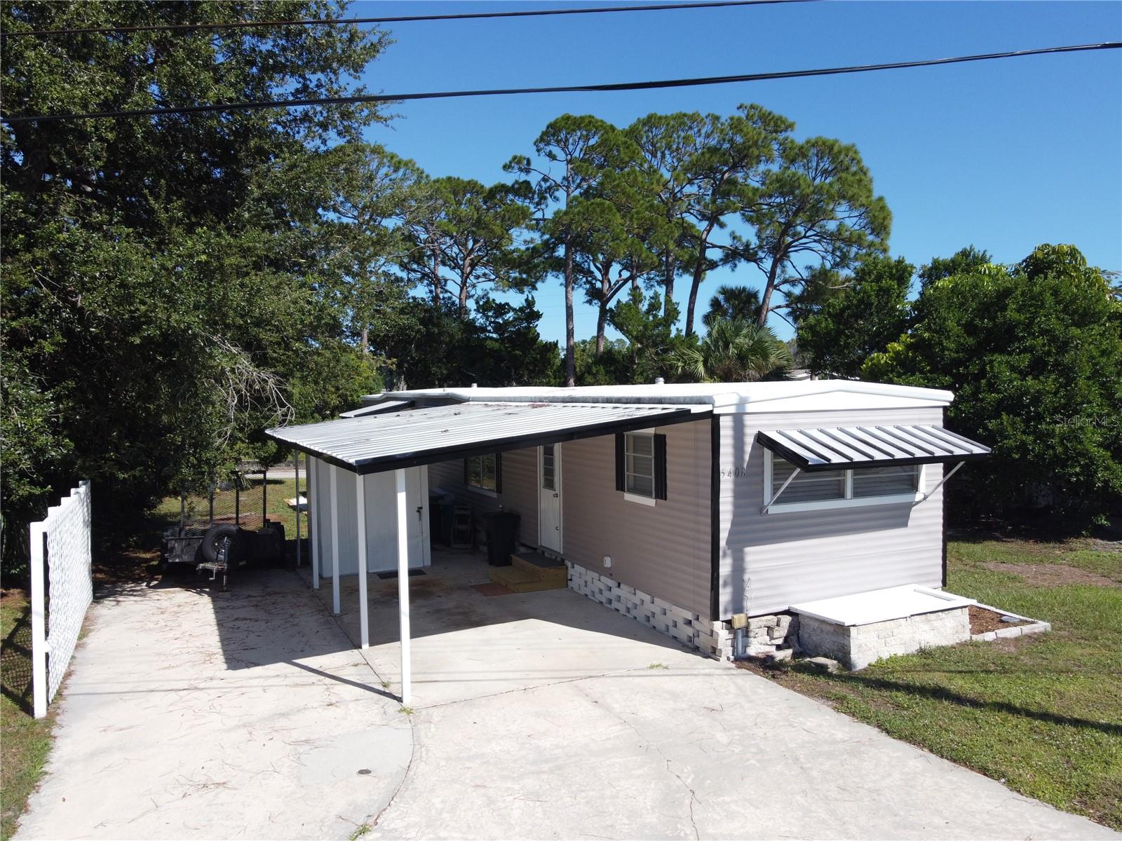 Image 3 of 35 For 5408 Pineland Avenue