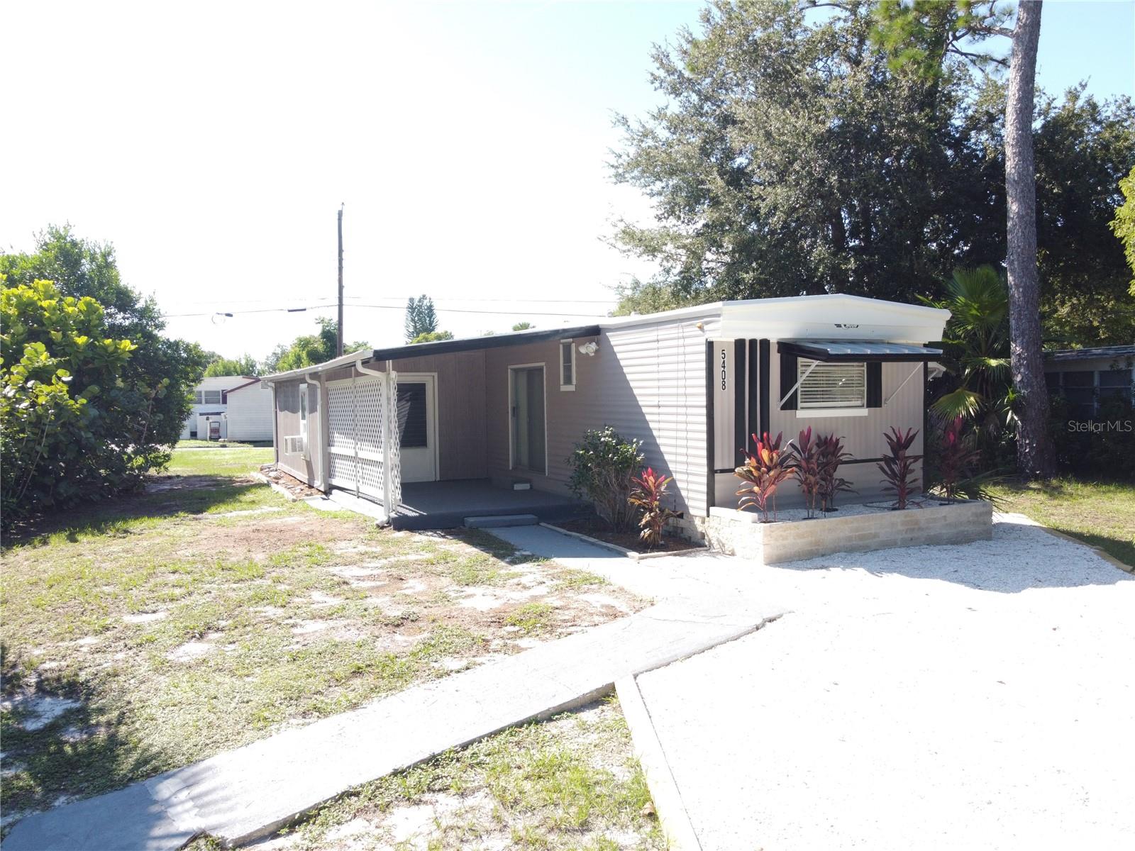 Image 34 of 35 For 5408 Pineland Avenue