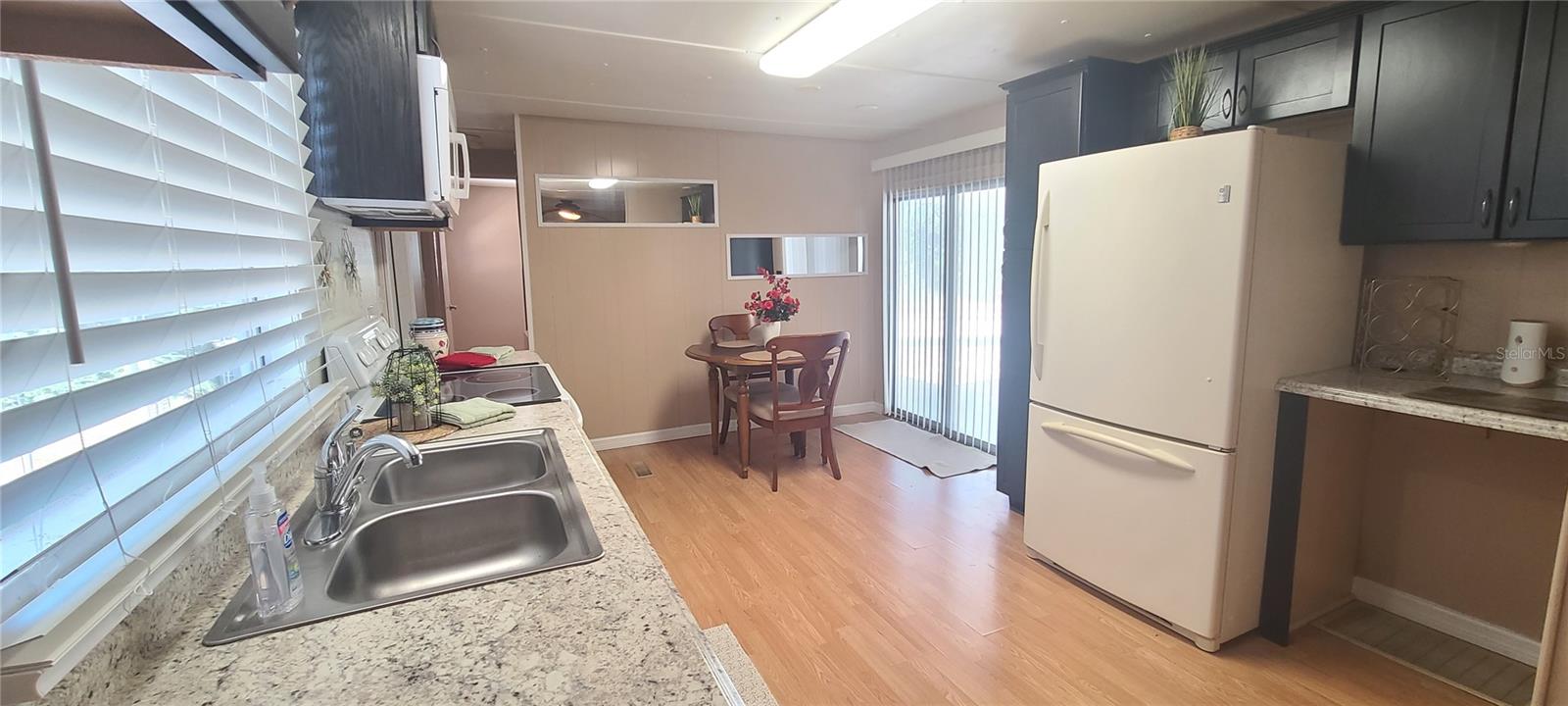 Image 9 of 35 For 5408 Pineland Avenue