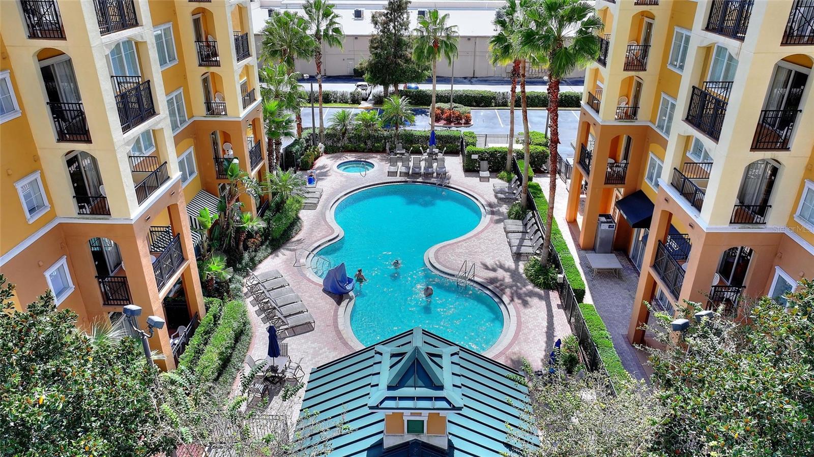 Image 15 of 66 For 8100 Resort Vlg Drive 2204