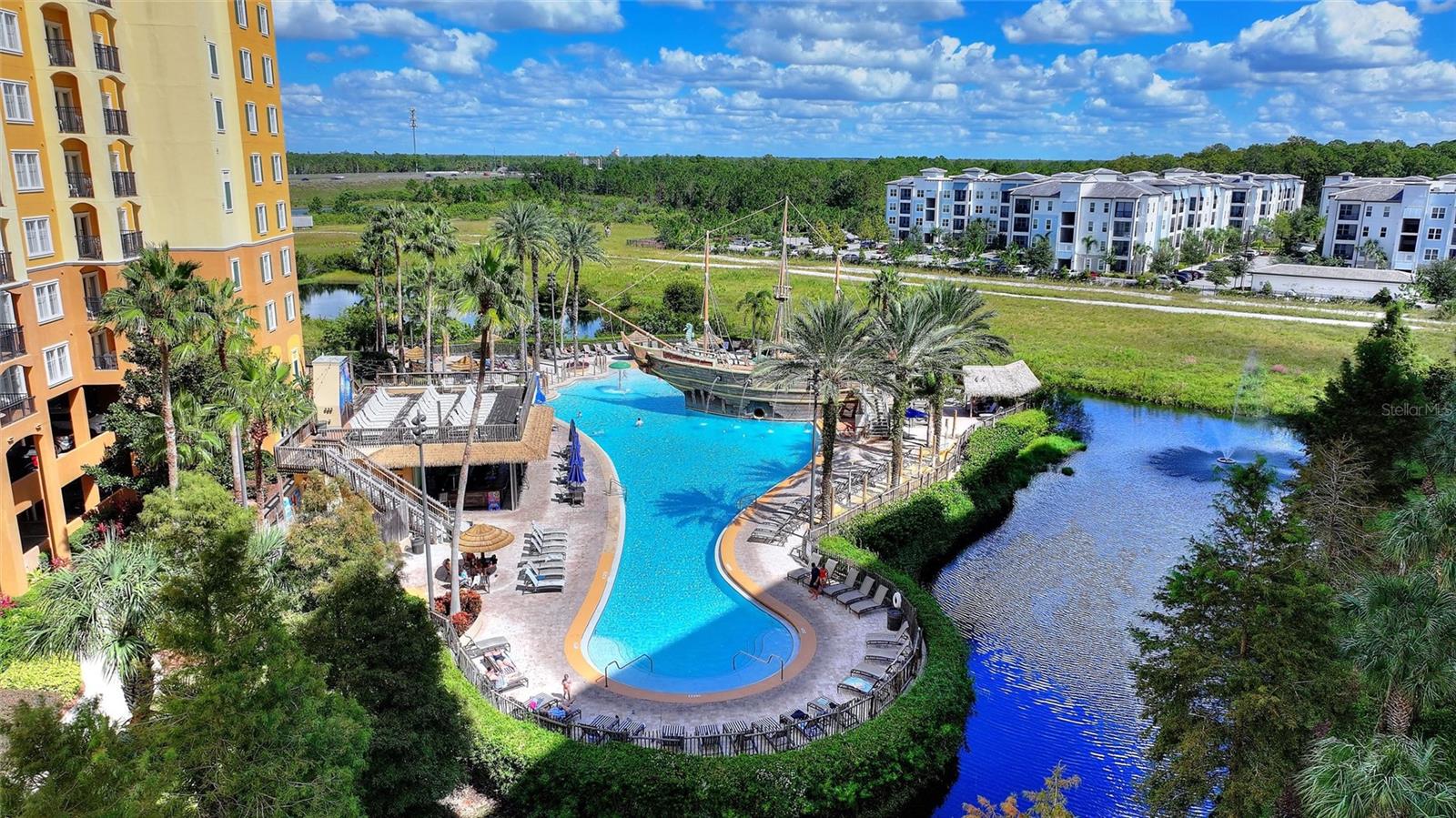 Image 7 of 66 For 8100 Resort Vlg Drive 2204