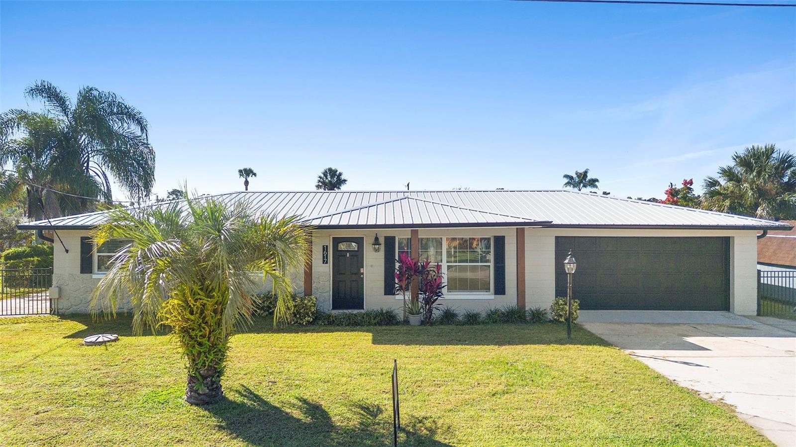 Details for 1617 Paradise Lane, ASTOR, FL 32102