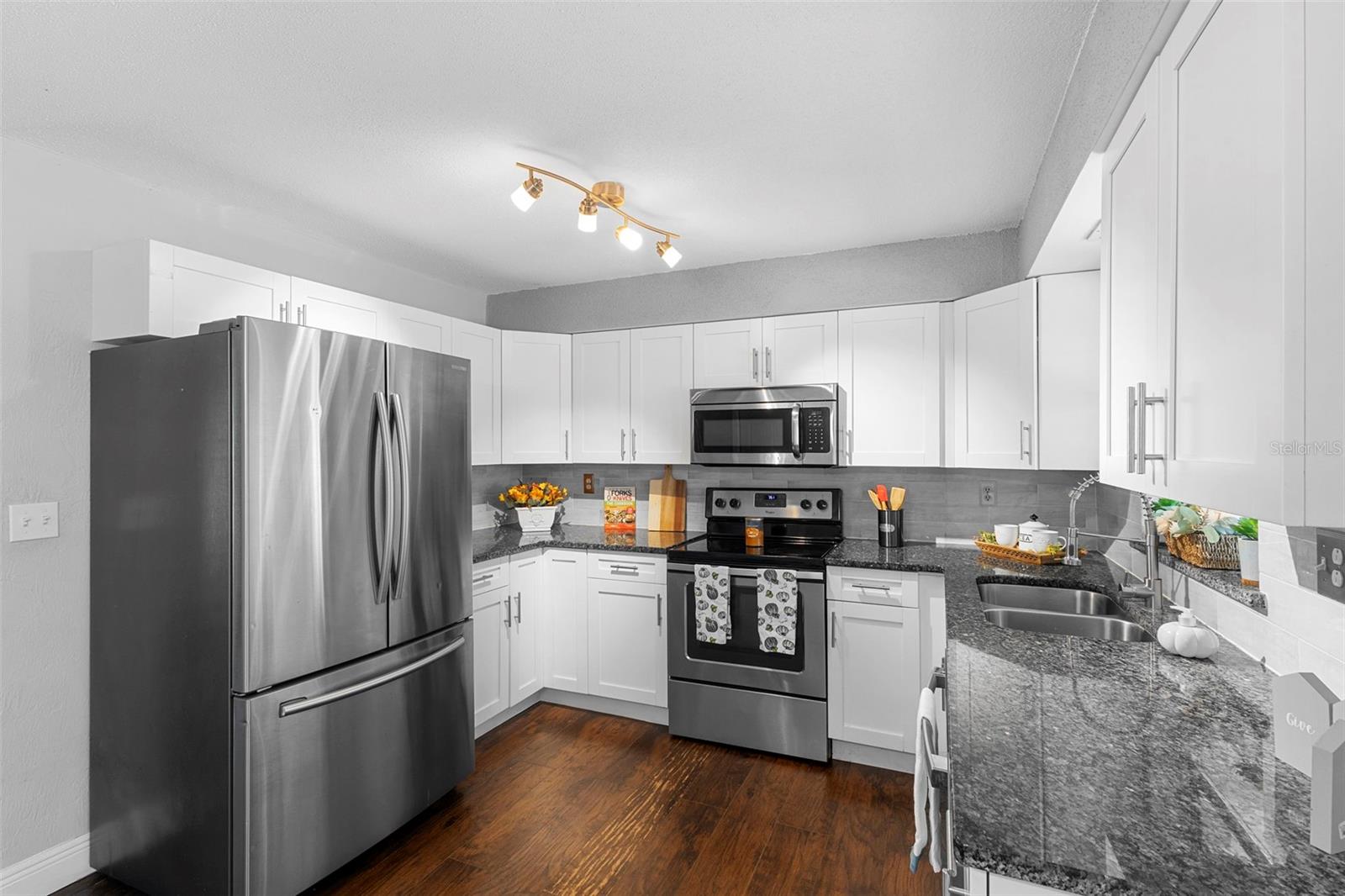 Image 13 of 48 For 1617 Paradise Lane