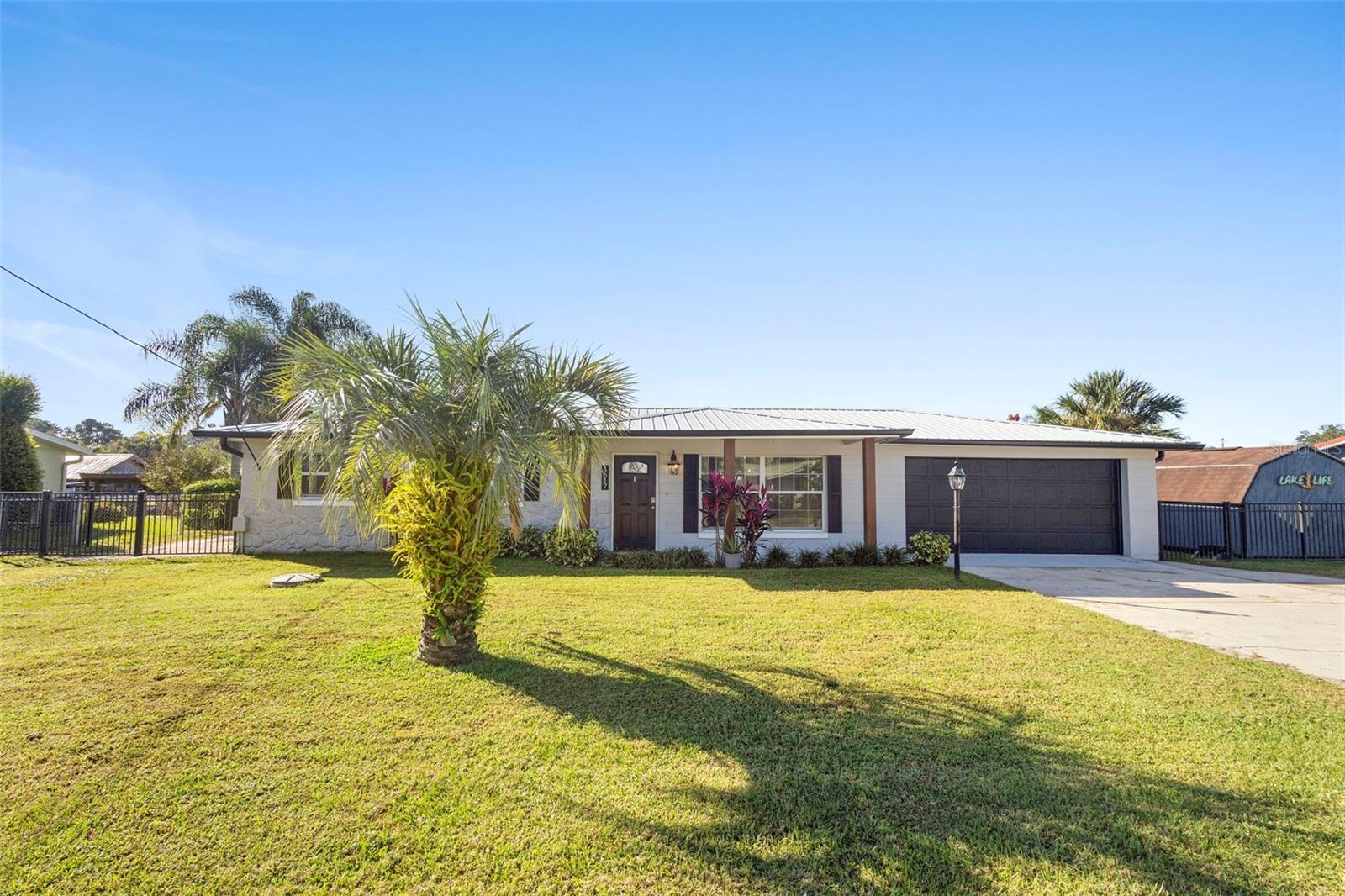 Image 3 of 48 For 1617 Paradise Lane
