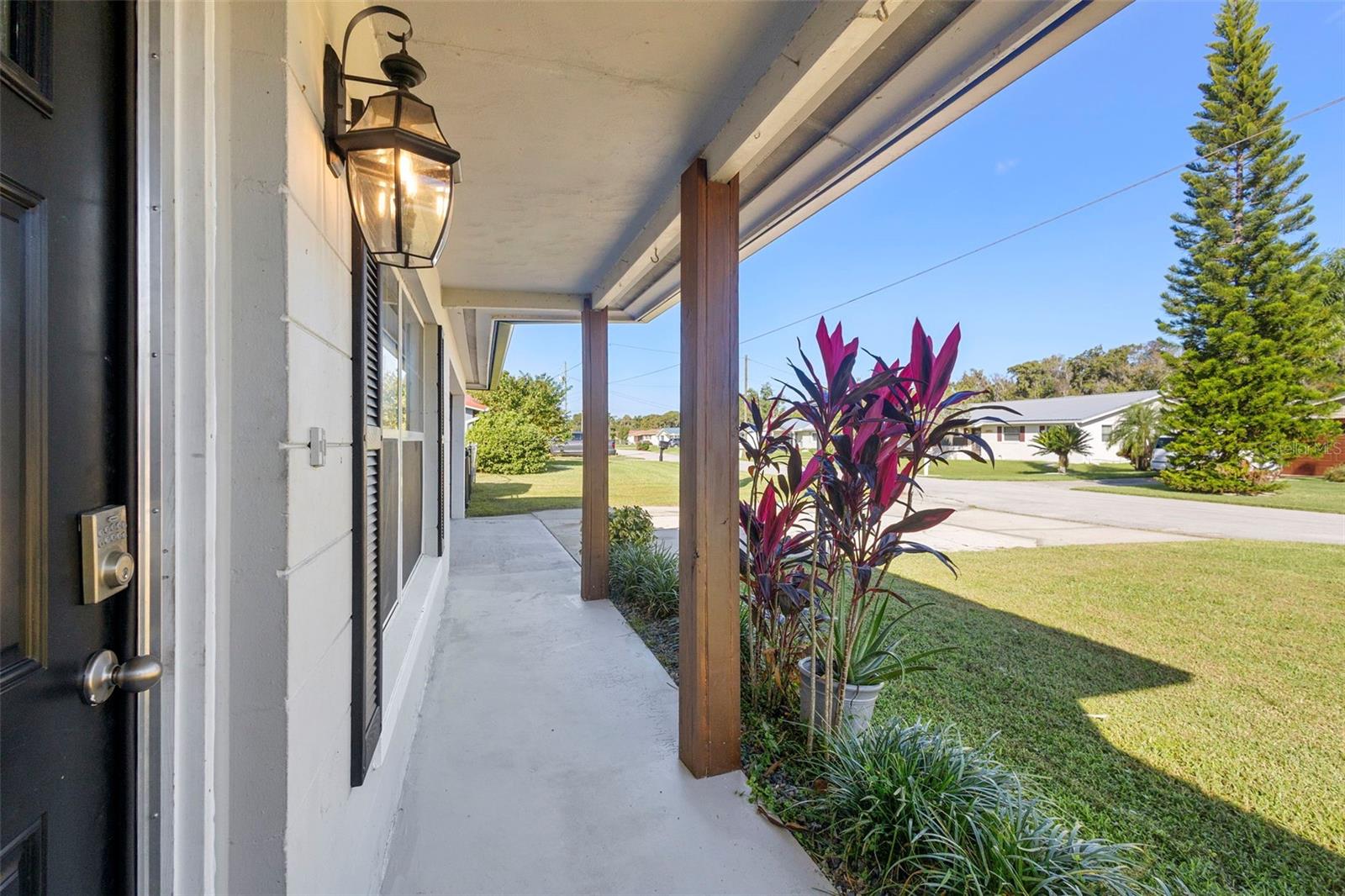 Image 6 of 48 For 1617 Paradise Lane