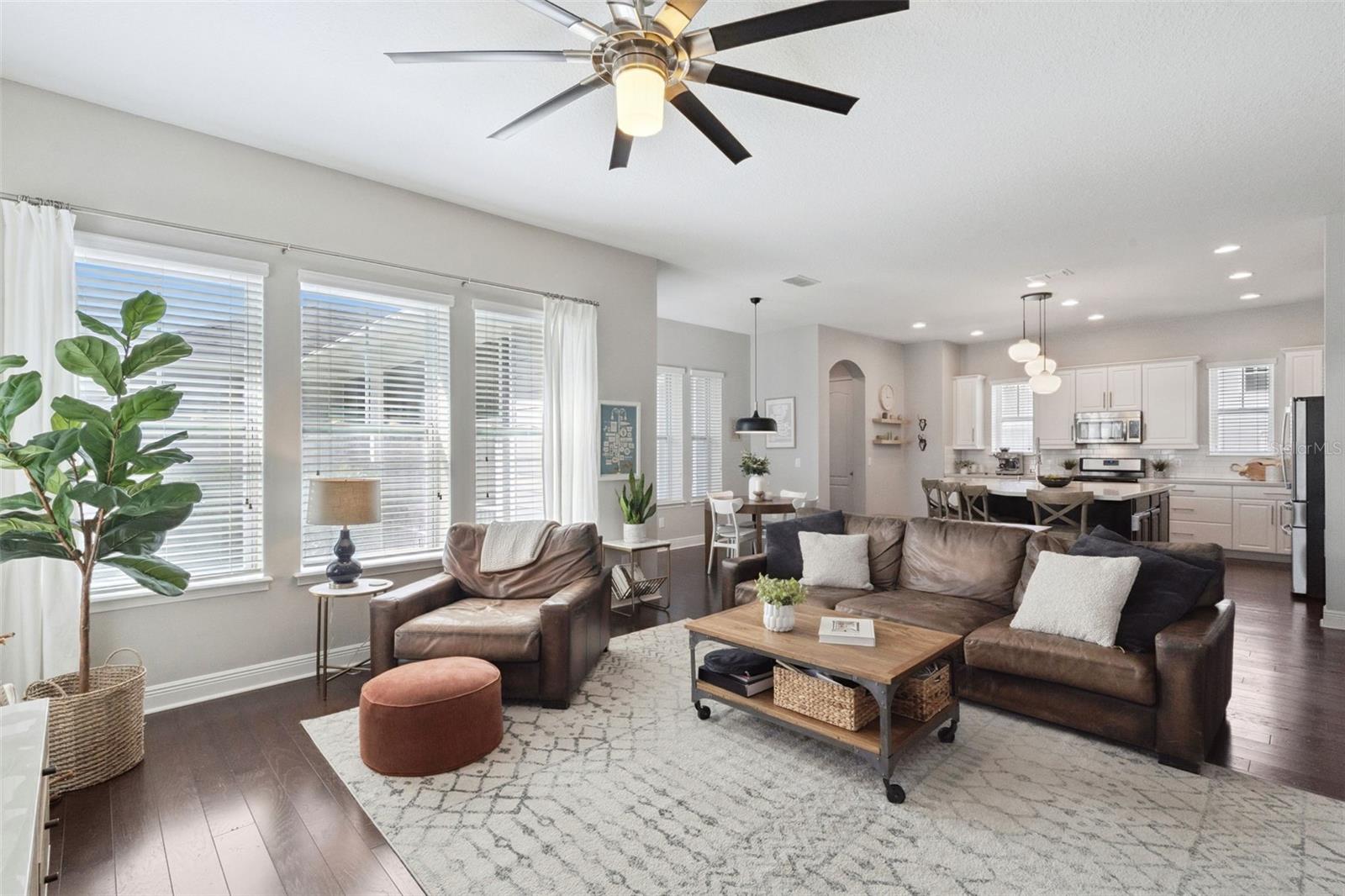 Image 13 of 38 For 862 Oakland Park Boulevard