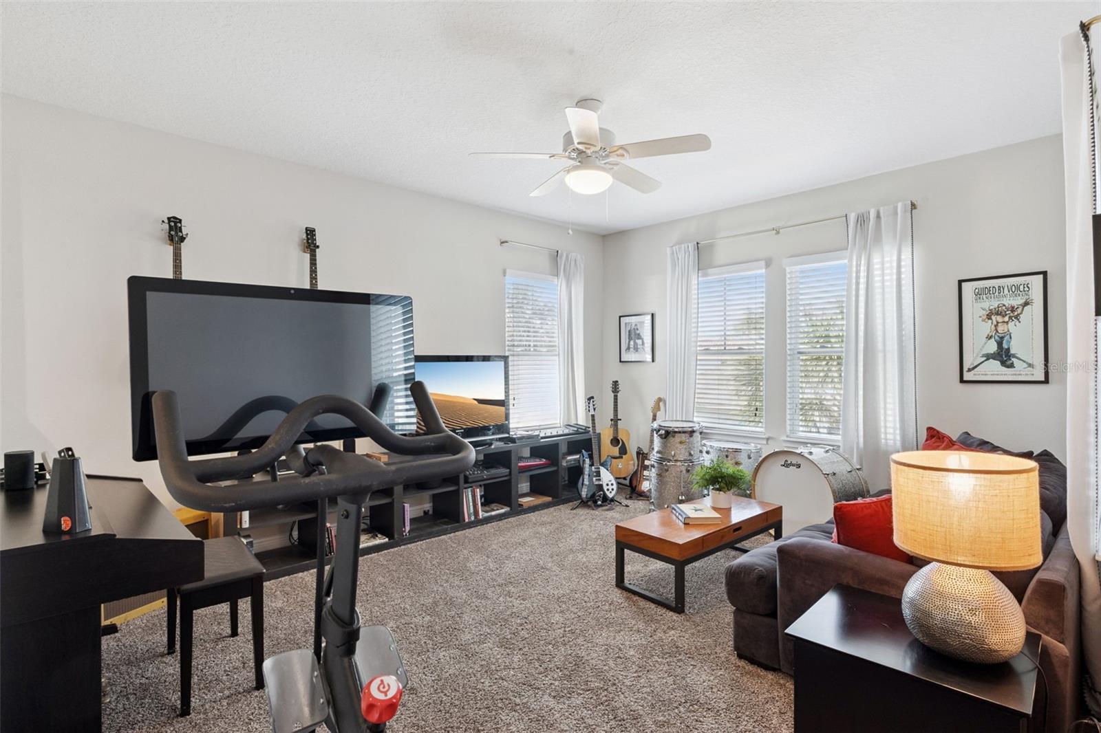Image 28 of 38 For 862 Oakland Park Boulevard
