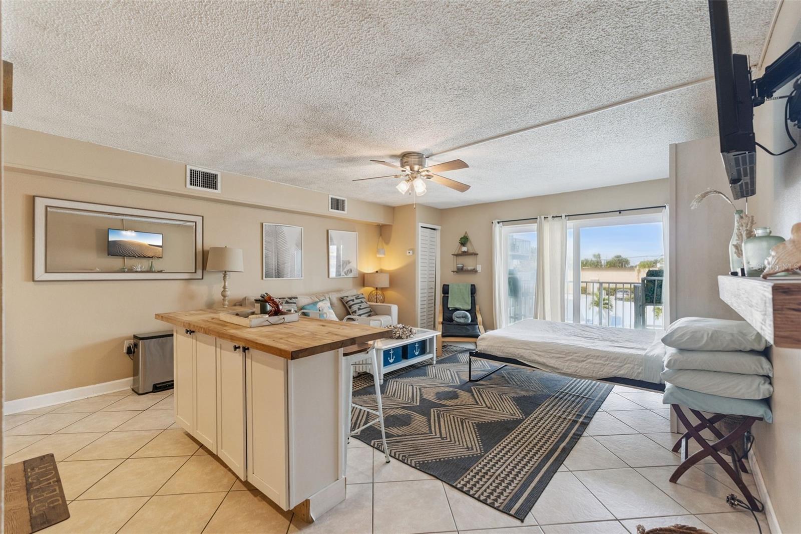 Image 18 of 46 For 3700 Atlantic Avenue 206