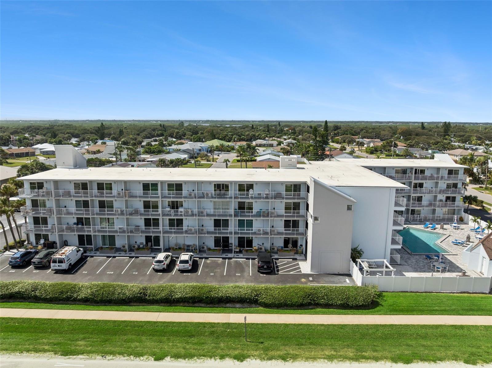 Image 3 of 46 For 3700 Atlantic Avenue 206