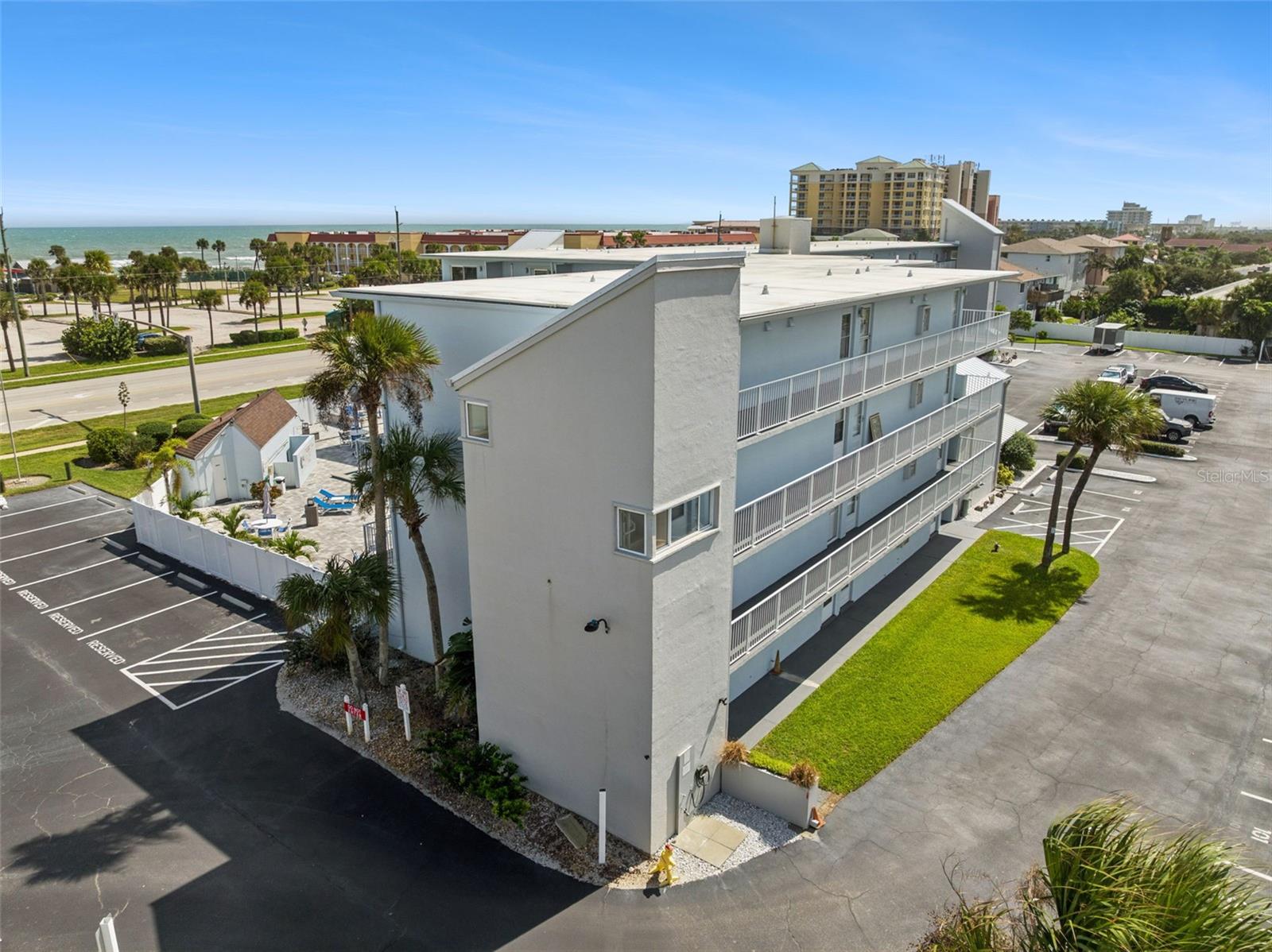 Image 4 of 46 For 3700 Atlantic Avenue 206