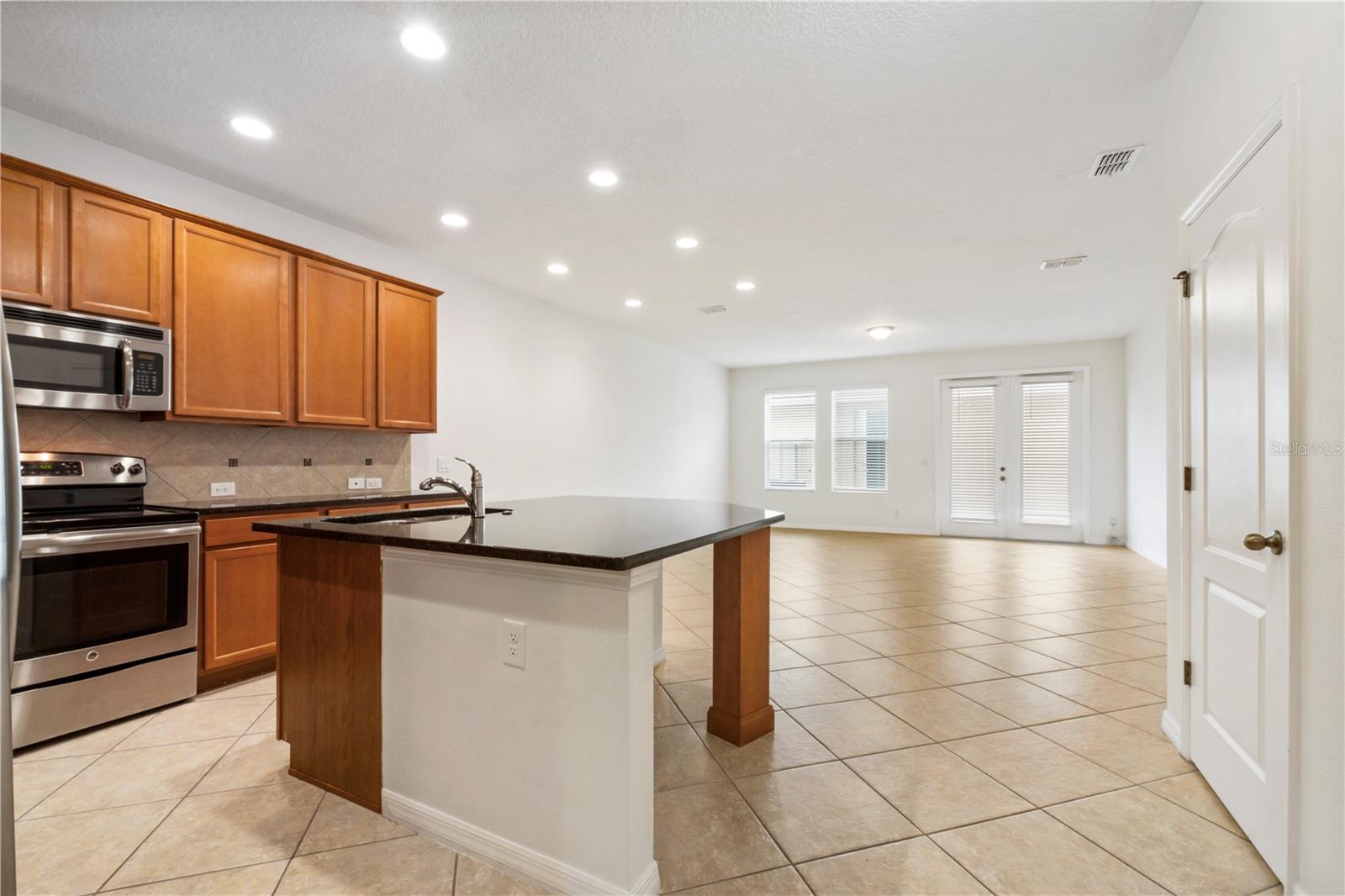 Image 6 of 21 For 7440 Leighside Drive