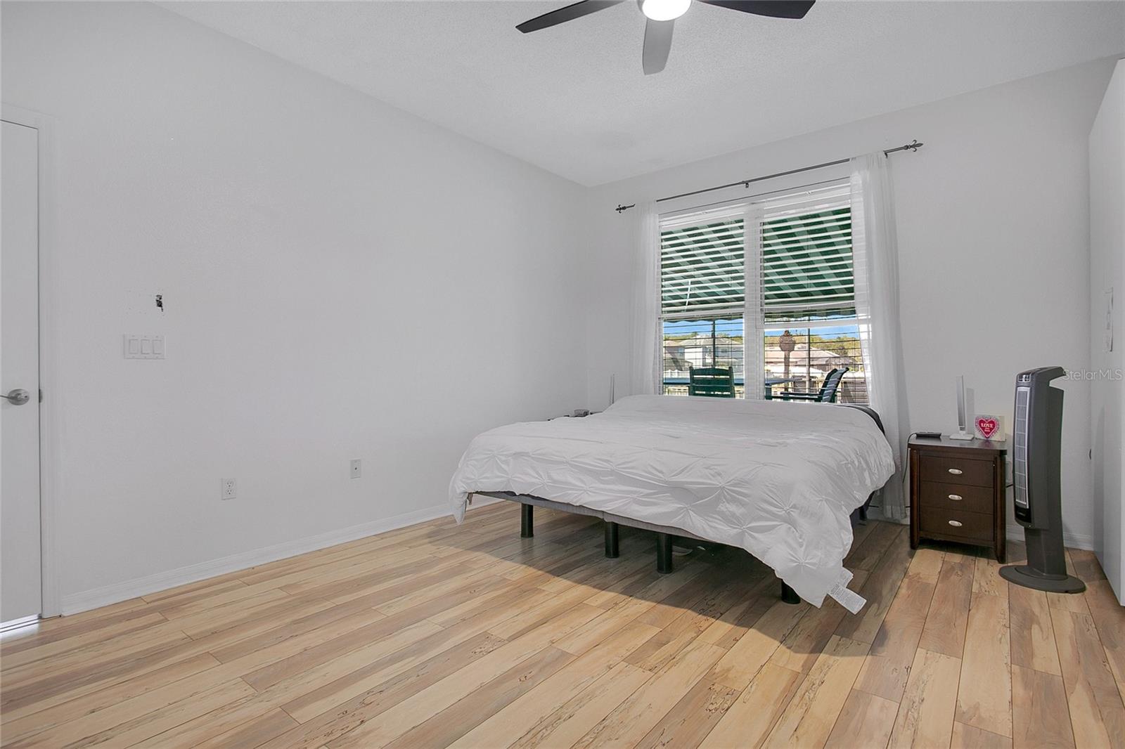 Image 10 of 49 For 13256 Heming Way