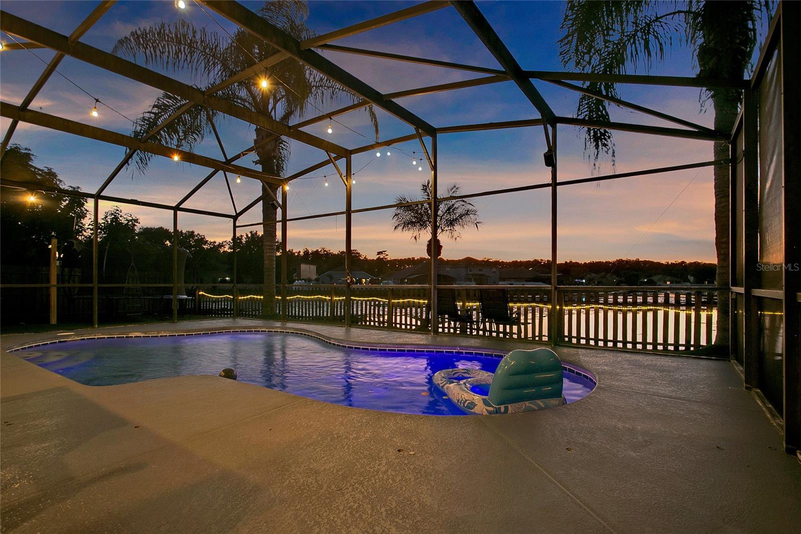 Image 32 of 49 For 13256 Heming Way