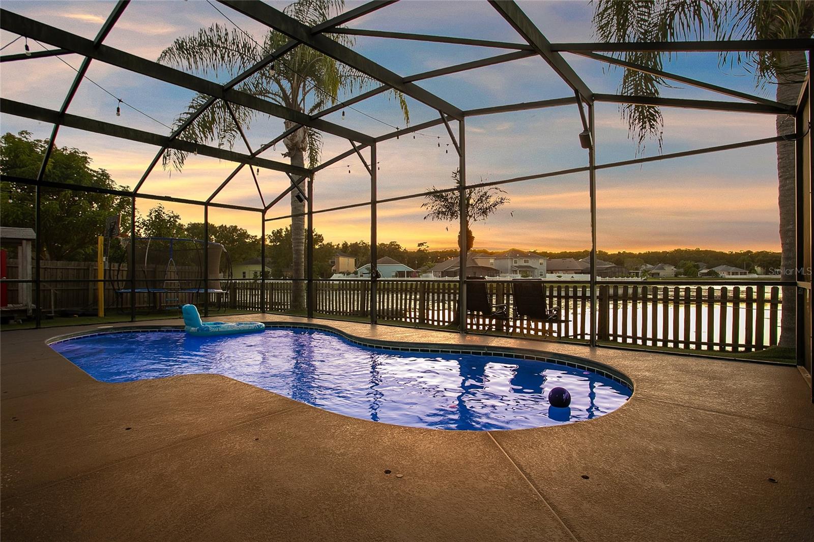 Image 33 of 49 For 13256 Heming Way