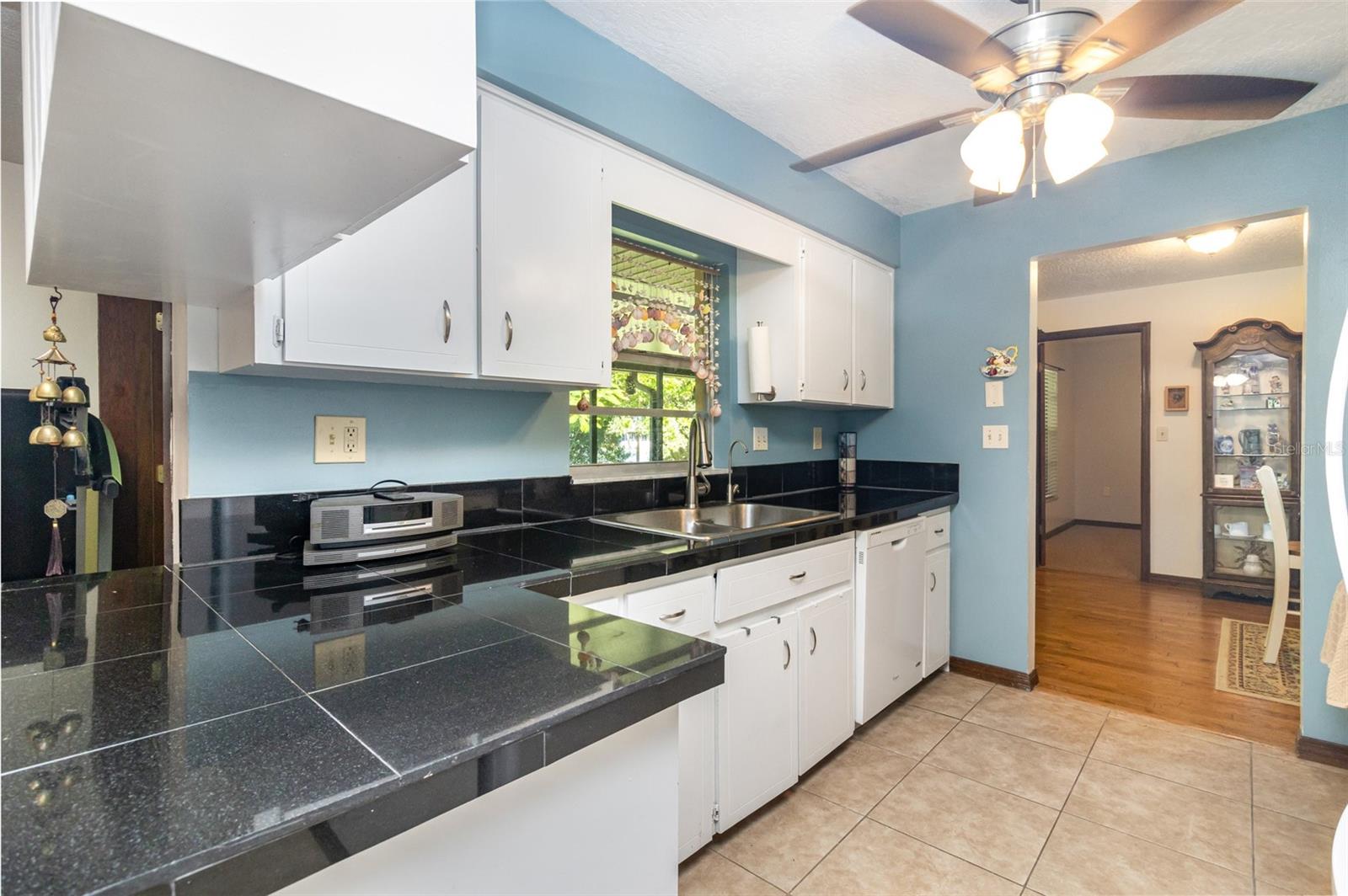 Image 4 of 22 For 1784 Merrimac Drive