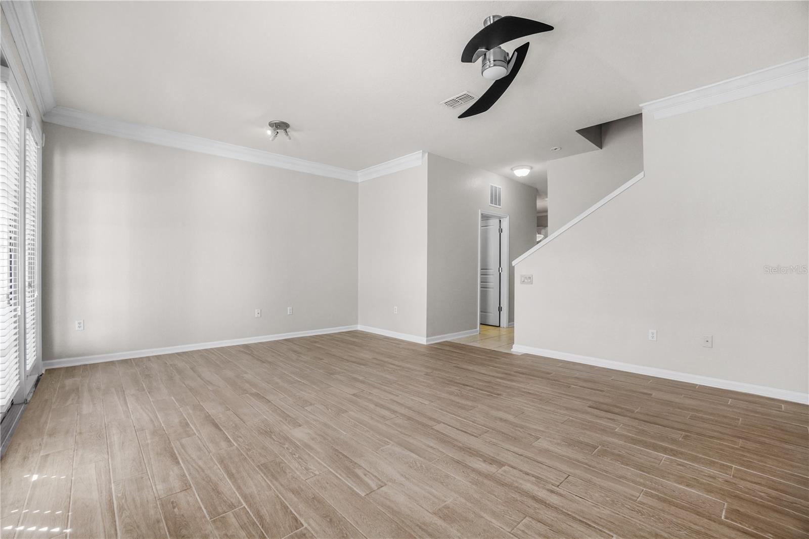 Image 15 of 44 For 7711 Fairgrove Avenue