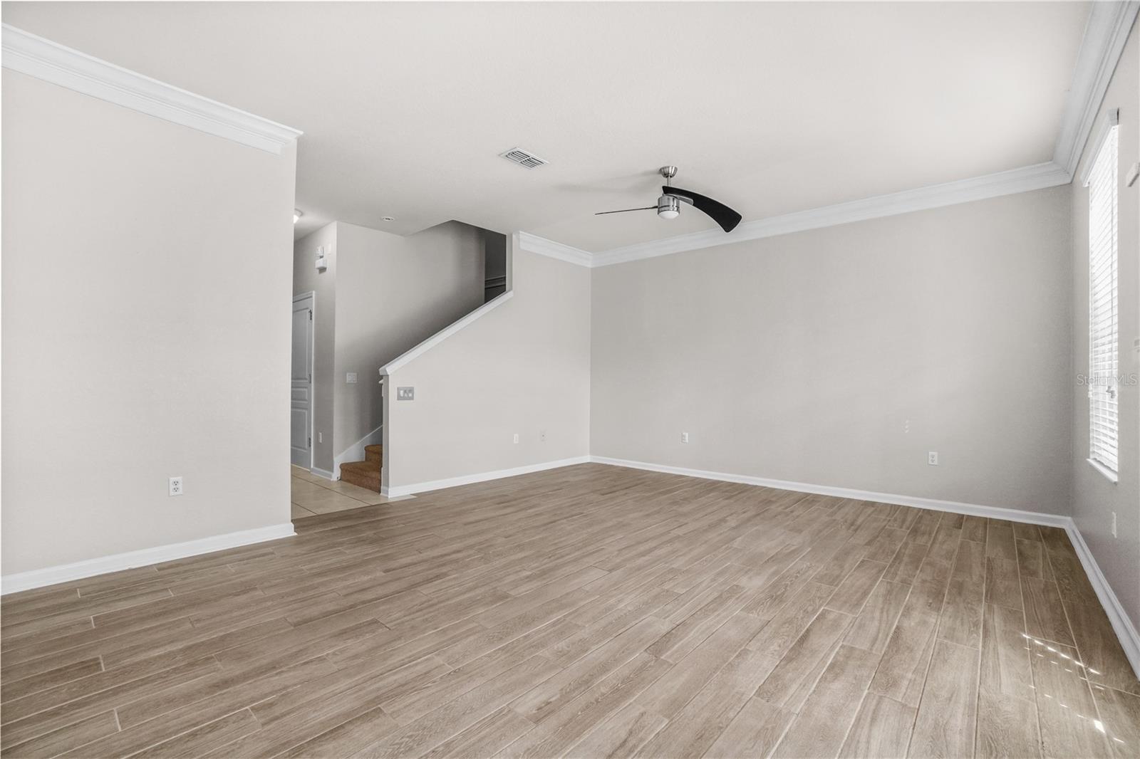 Image 16 of 44 For 7711 Fairgrove Avenue