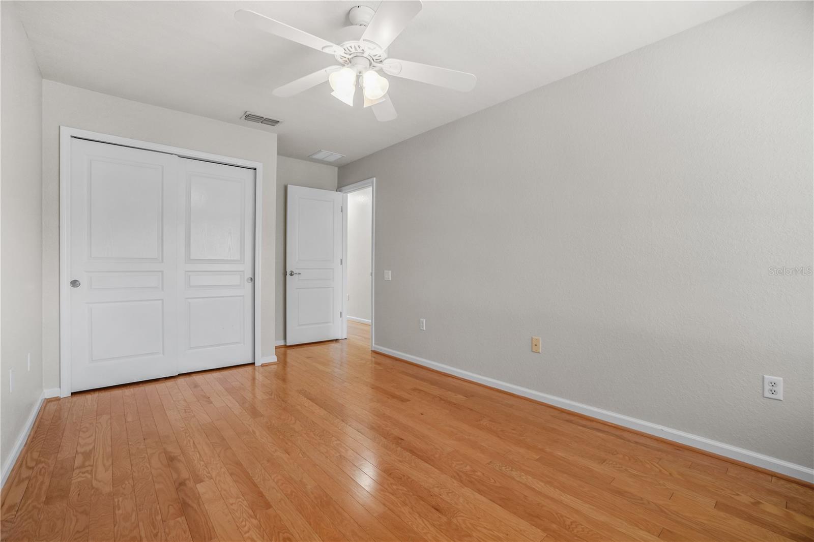 Image 26 of 44 For 7711 Fairgrove Avenue