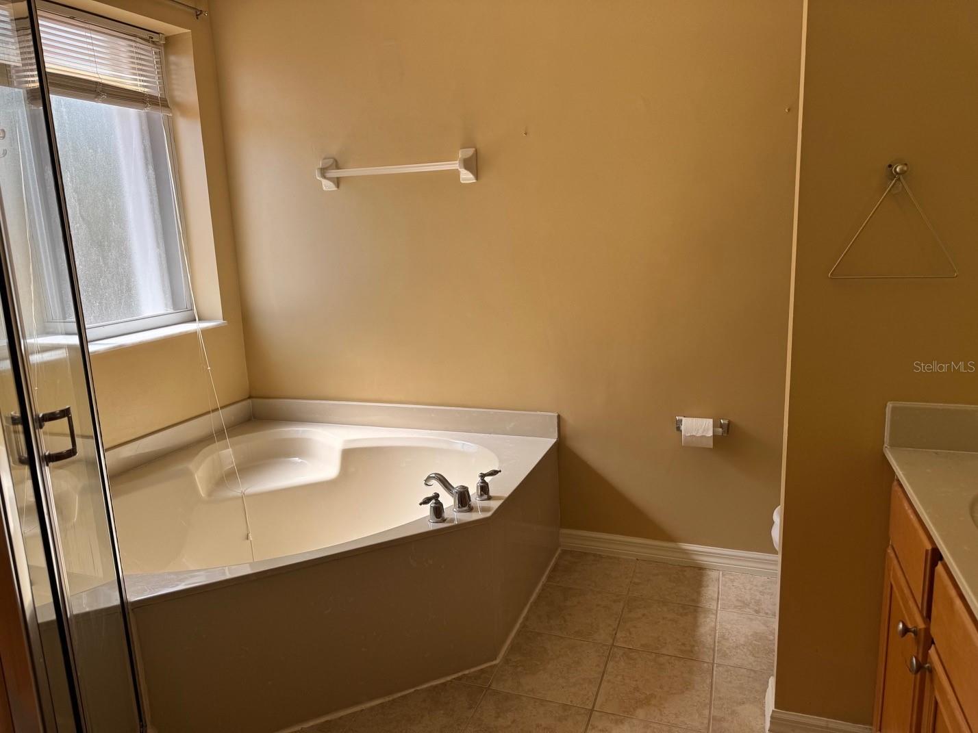Image 11 of 15 For 9531 Brookville Court