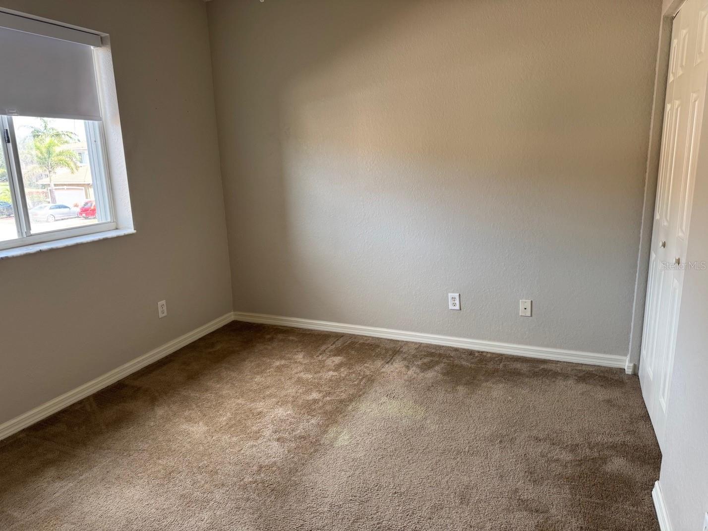 Image 5 of 15 For 9531 Brookville Court