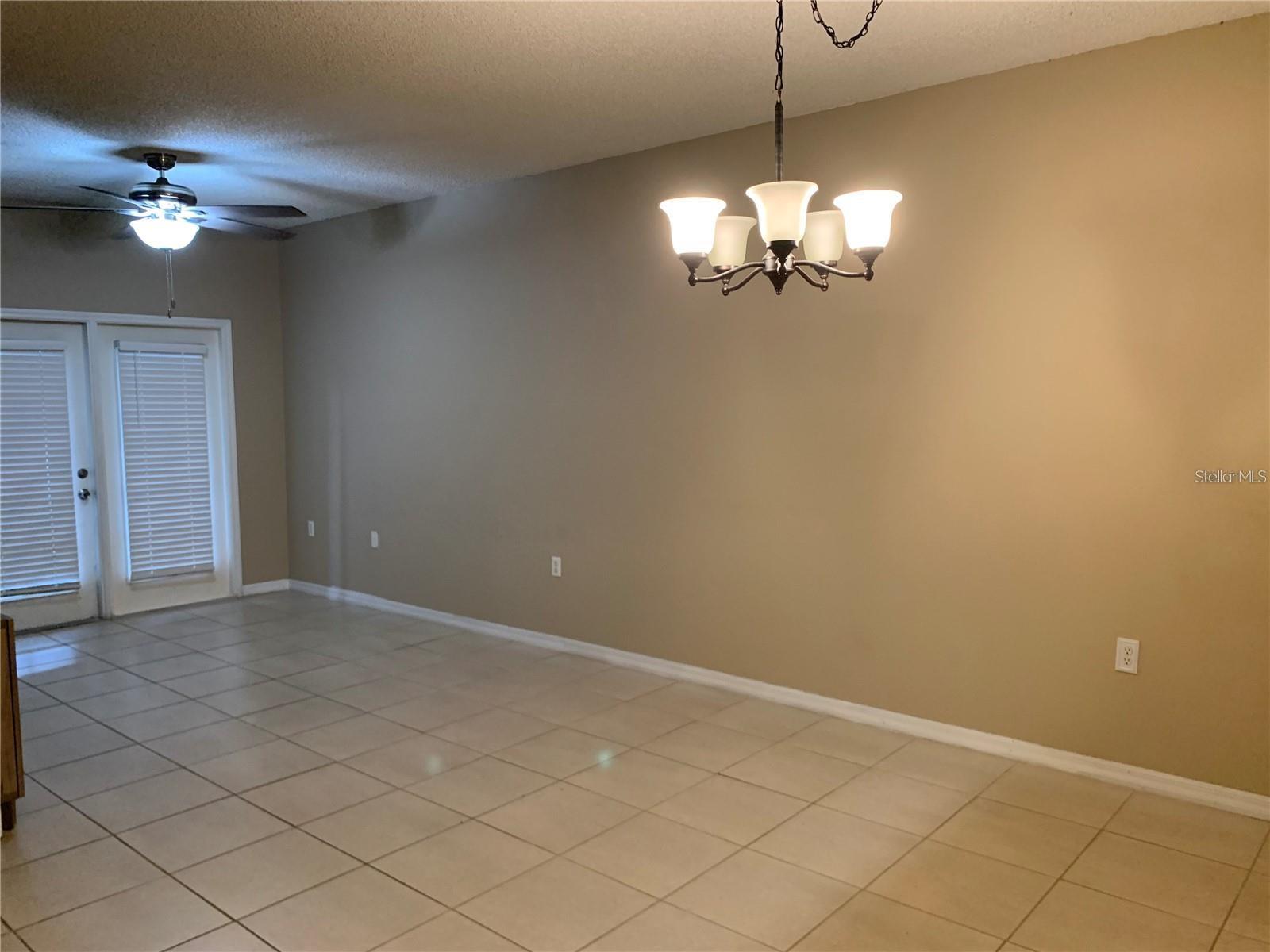 Image 5 of 9 For 10861 Windsor Walk Drive 7102