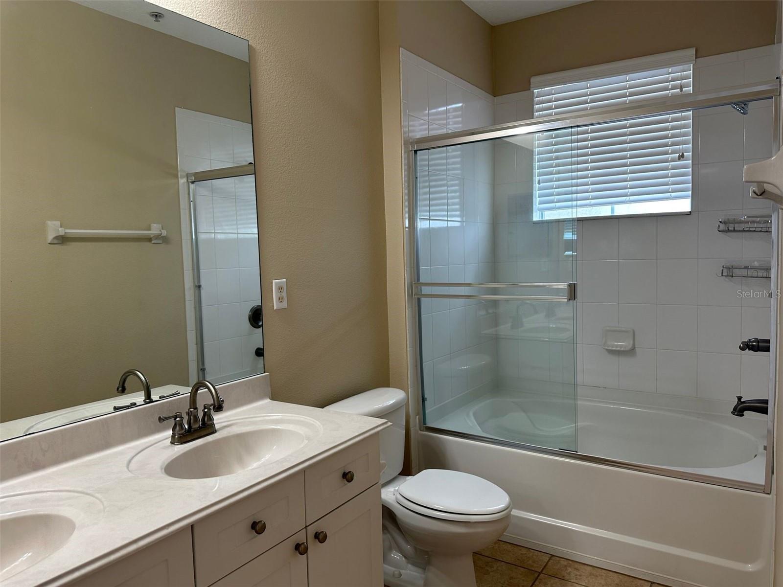 Image 16 of 31 For 11446 Jasper Kay Terrace 303