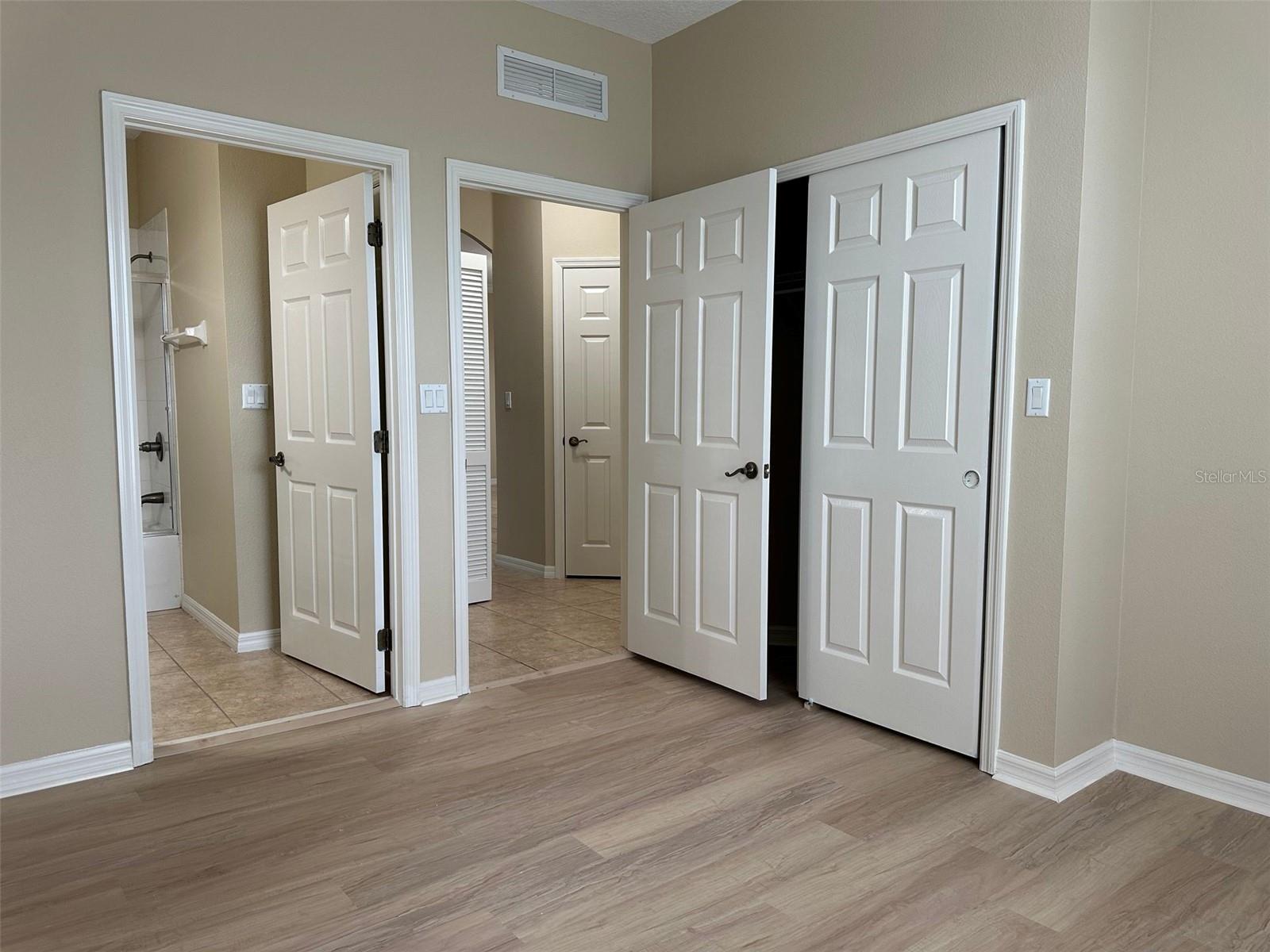 Image 23 of 31 For 11446 Jasper Kay Terrace 303