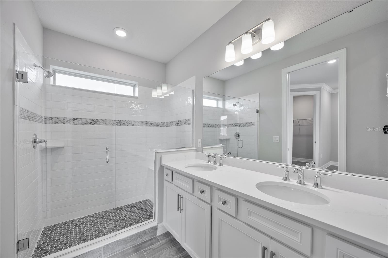 Image 30 of 37 For 8077 Leaf Grove Circle