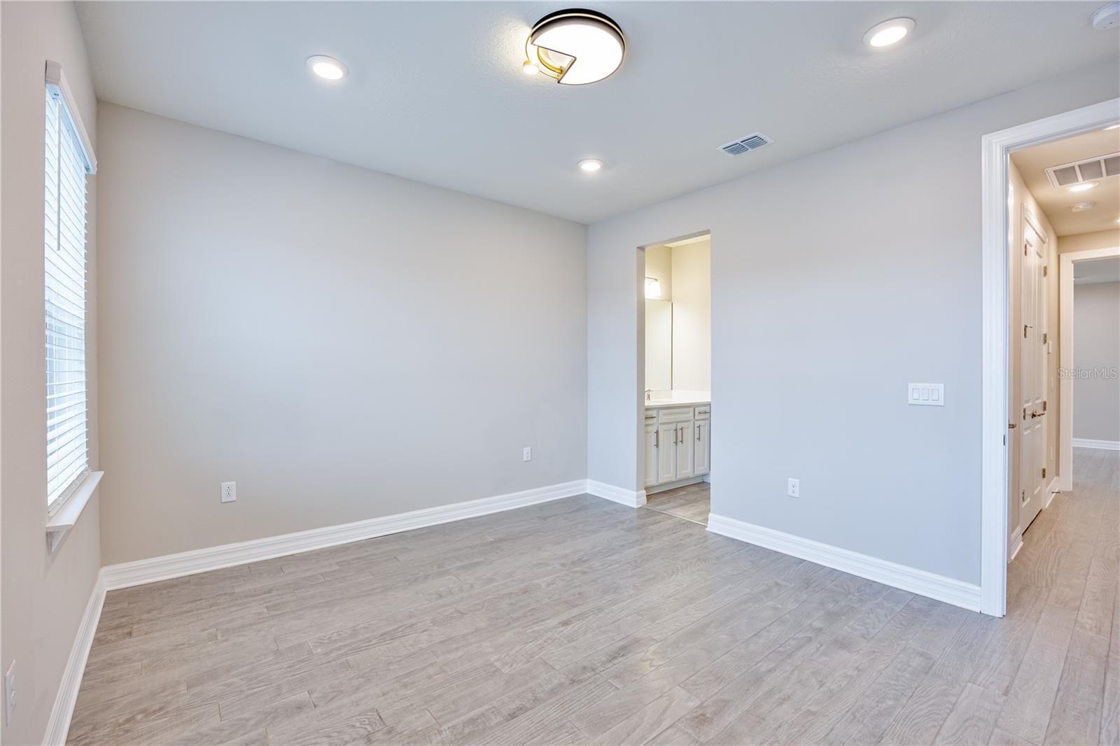Image 34 of 37 For 8077 Leaf Grove Circle