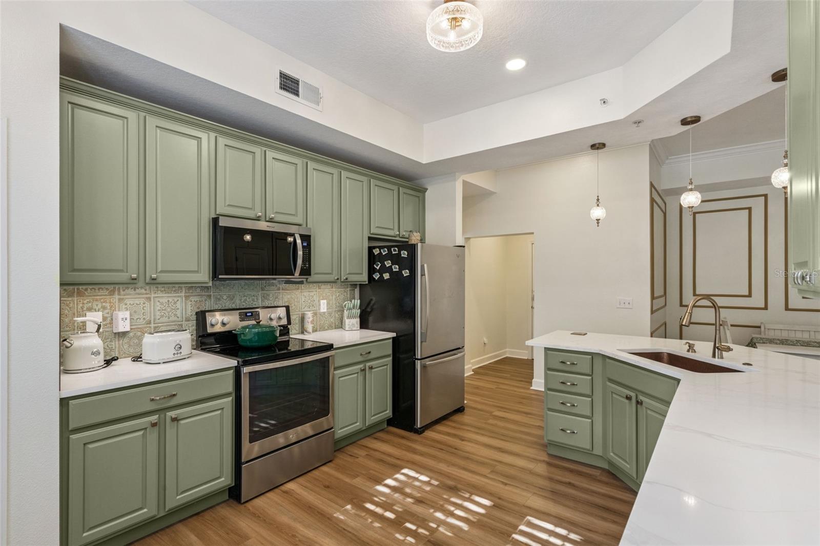 Image 15 of 84 For 1220 Ironsmith Drive 101