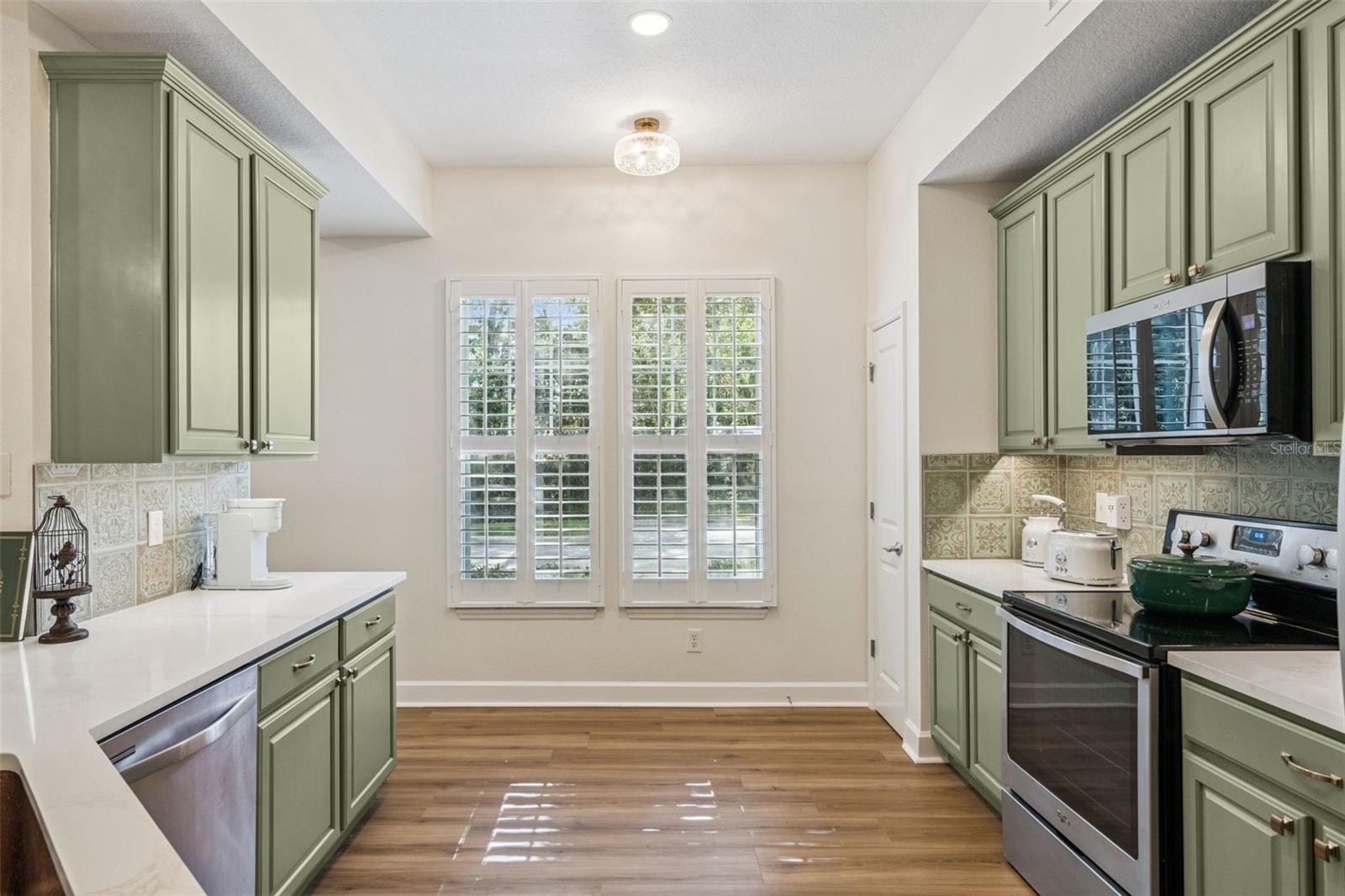 Image 16 of 84 For 1220 Ironsmith Drive 101