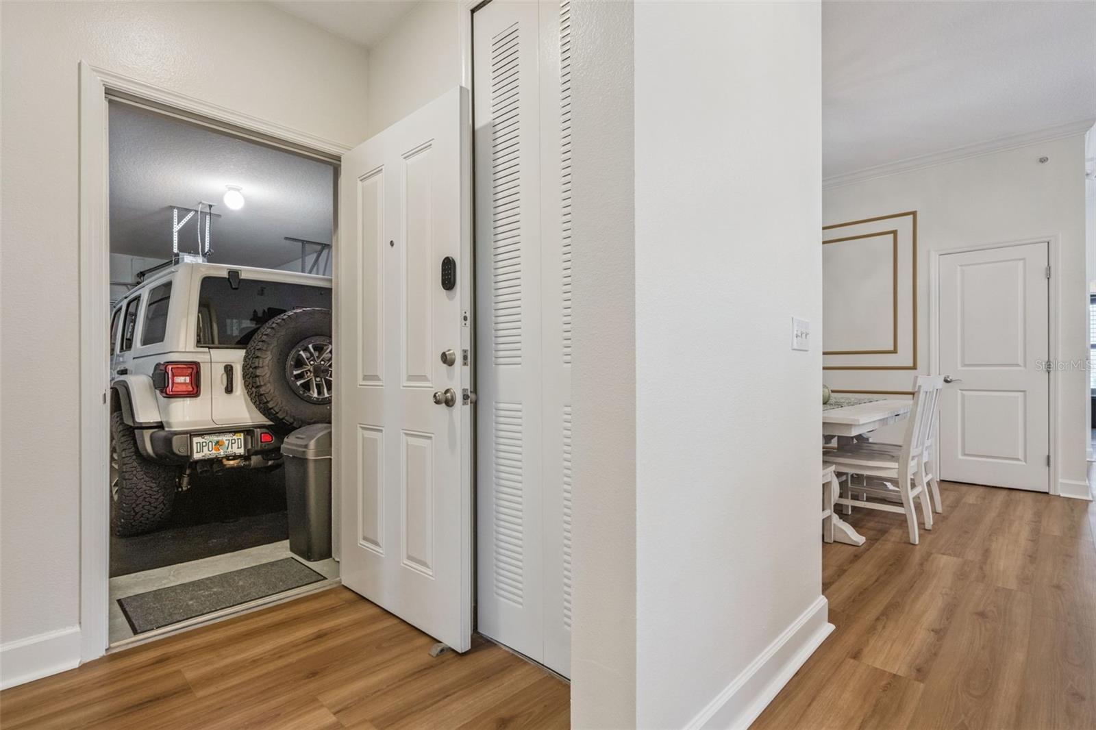 Image 23 of 84 For 1220 Ironsmith Drive 101