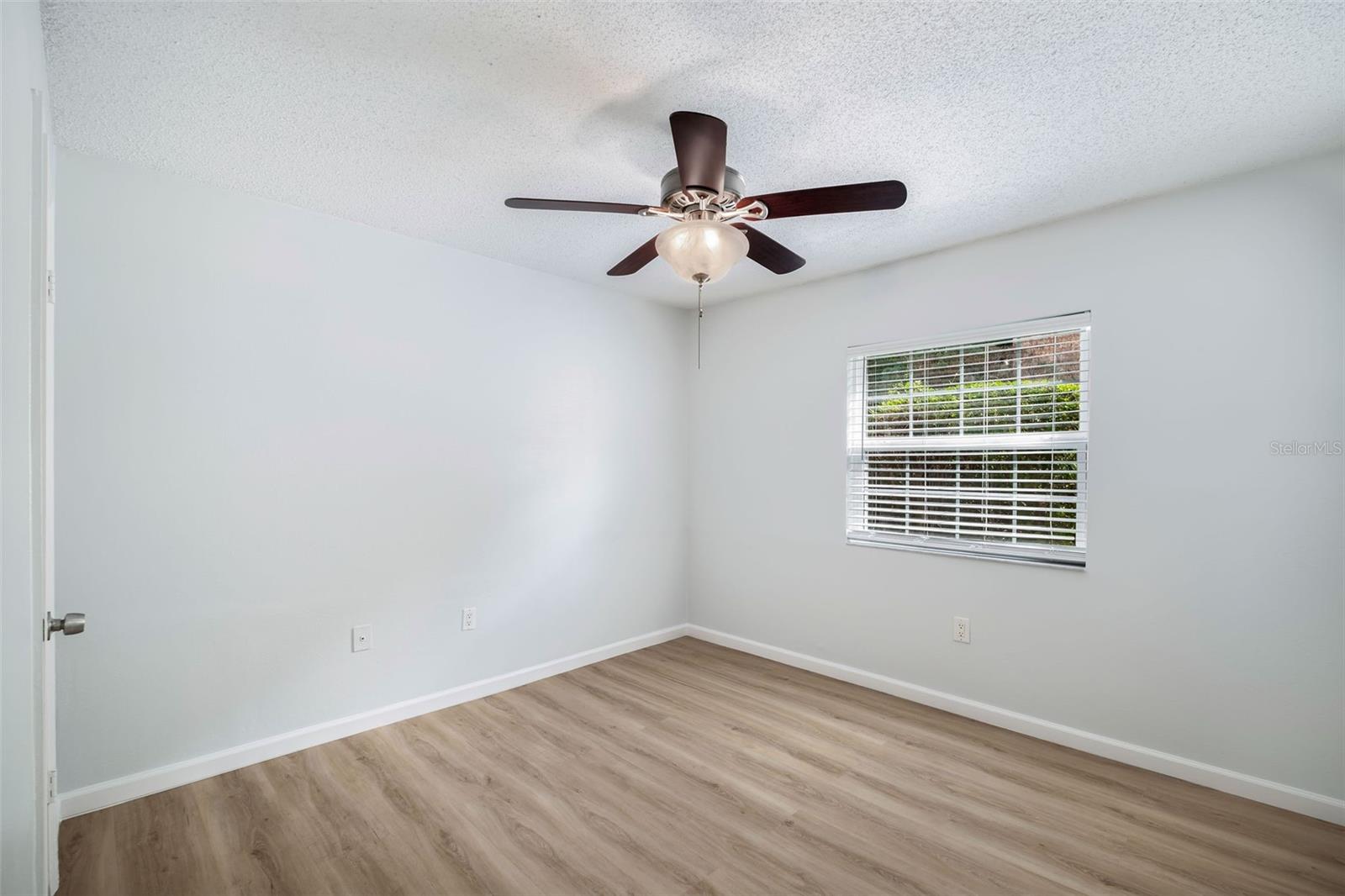 Image 12 of 26 For 500 Banyon Tree Circle 104