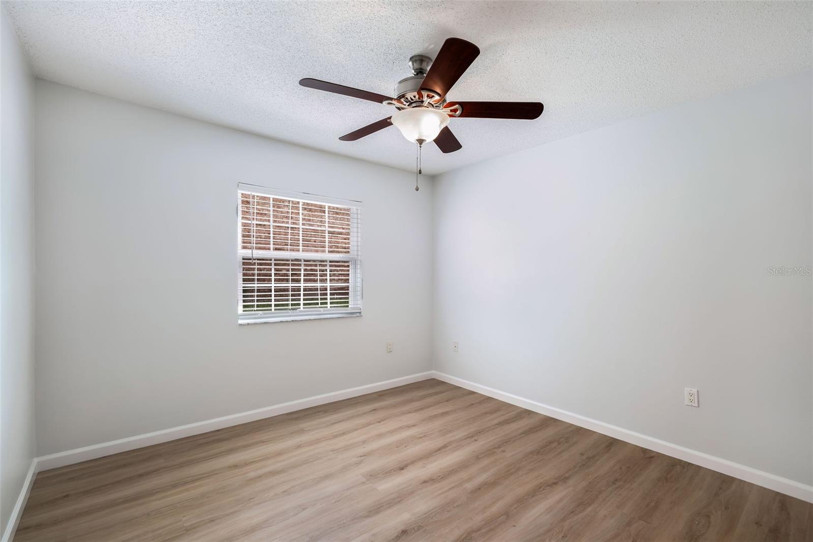 Image 14 of 26 For 500 Banyon Tree Circle 104