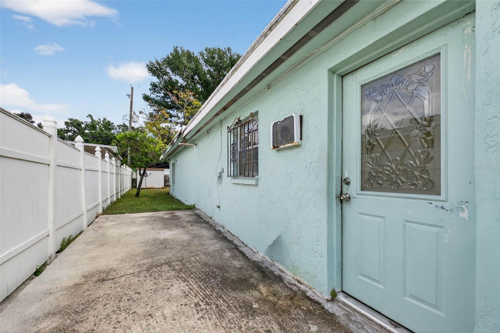 Image 37 of 62 For 6207 Blossom Avenue