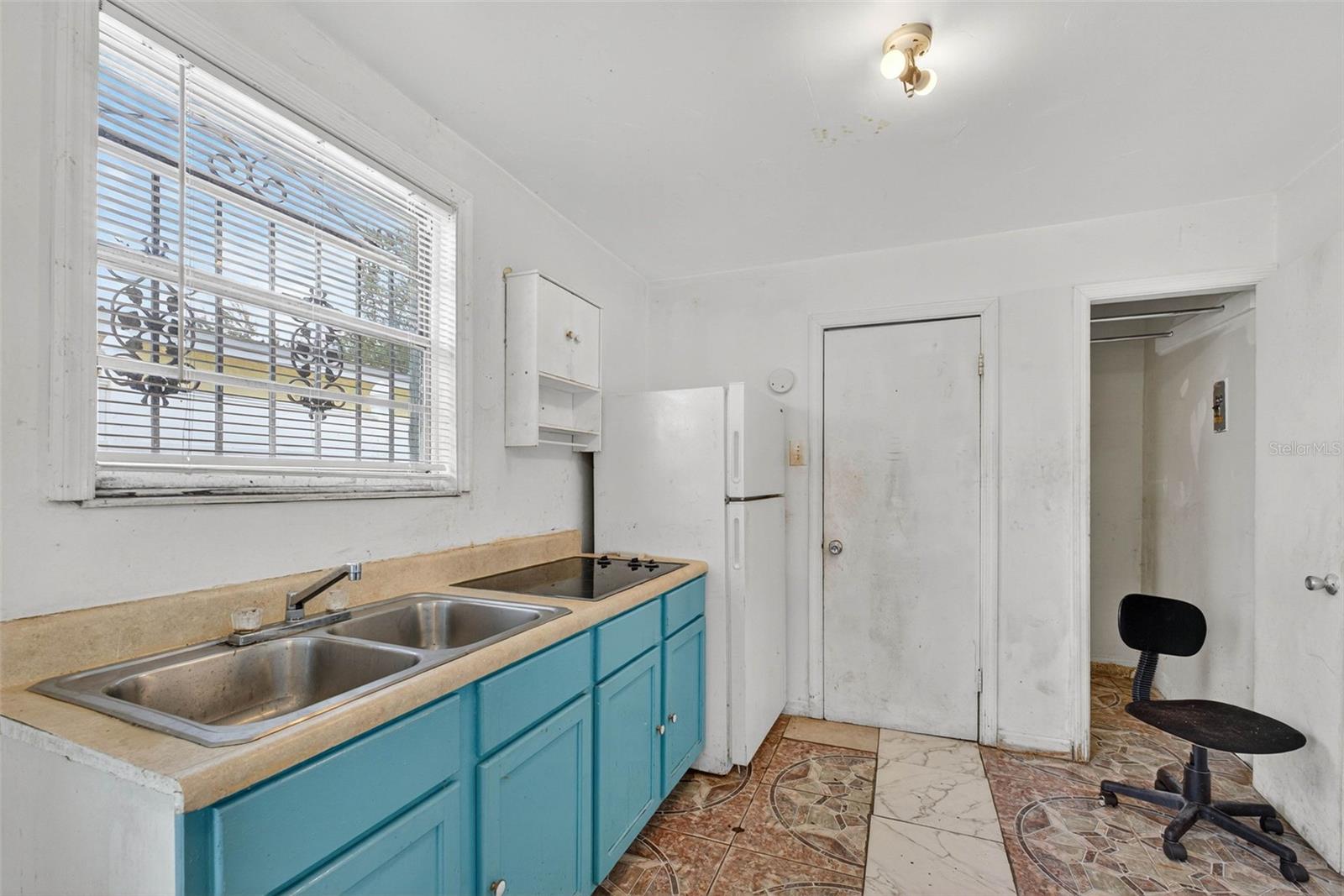 Image 41 of 62 For 6207 Blossom Avenue