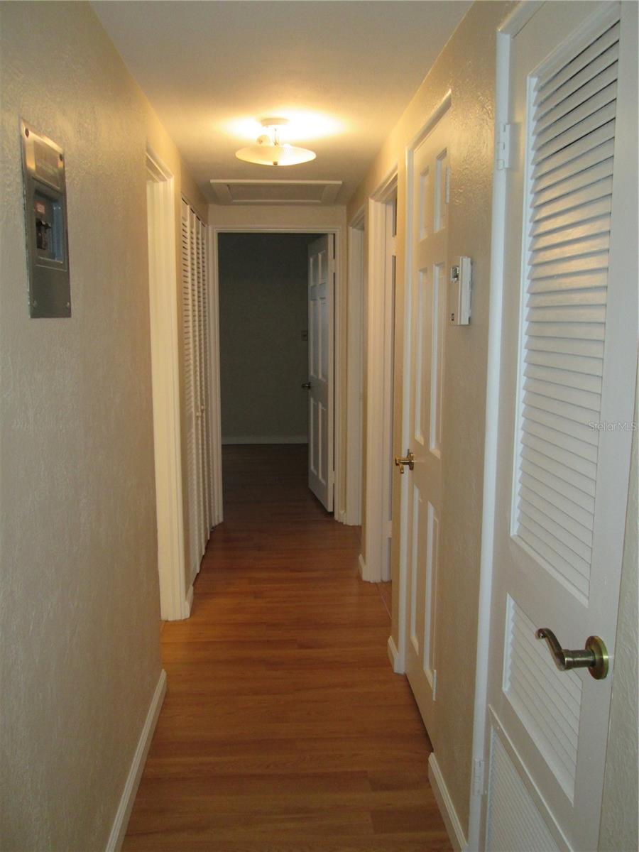 Image 11 of 27 For 770 Baffie Avenue