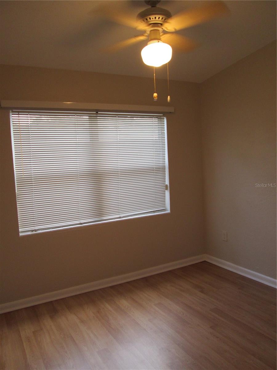 Image 15 of 27 For 770 Baffie Avenue