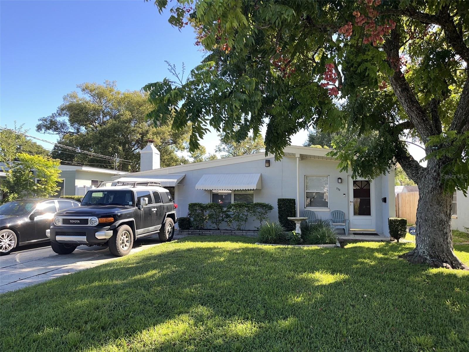 Image 2 of 27 For 770 Baffie Avenue