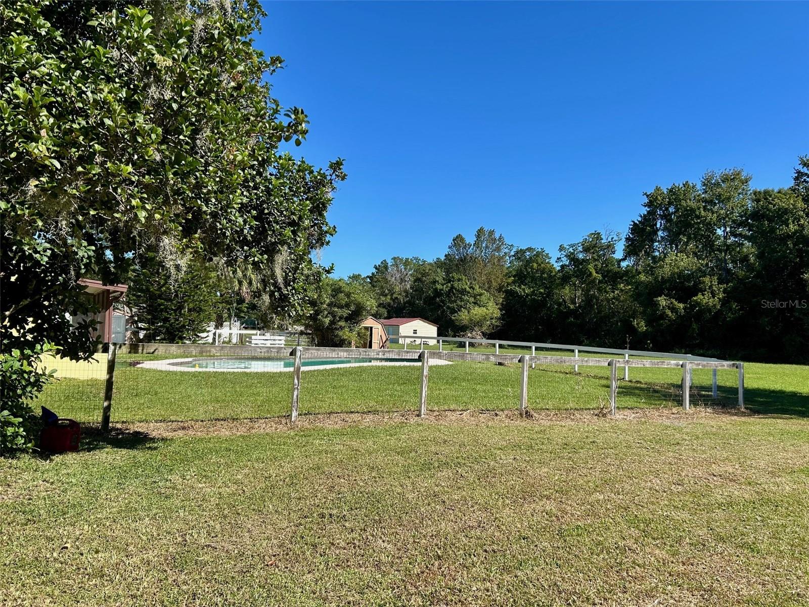 Image 3 of 31 For 1567 Brooks Lane