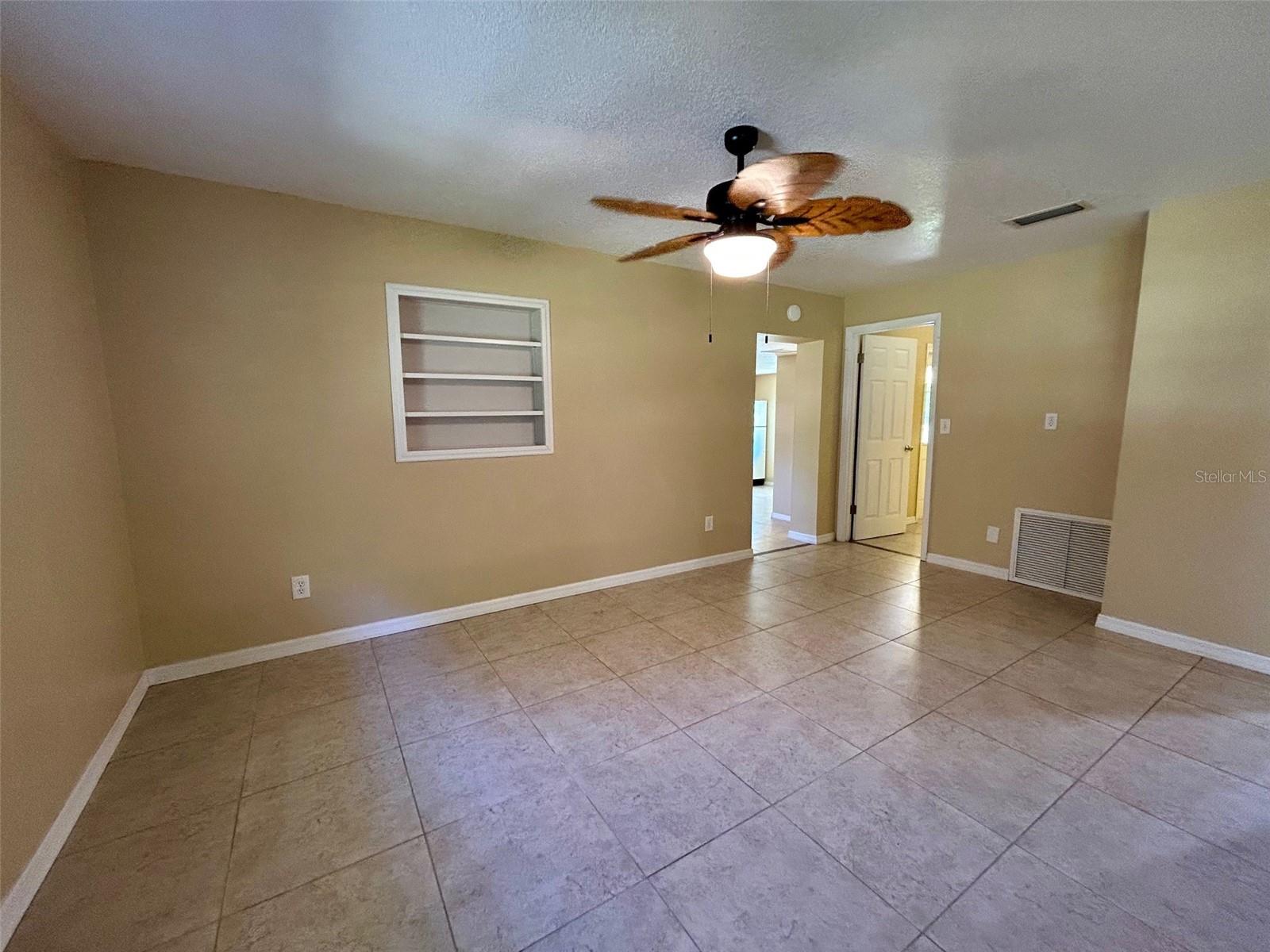 Image 7 of 31 For 1567 Brooks Lane
