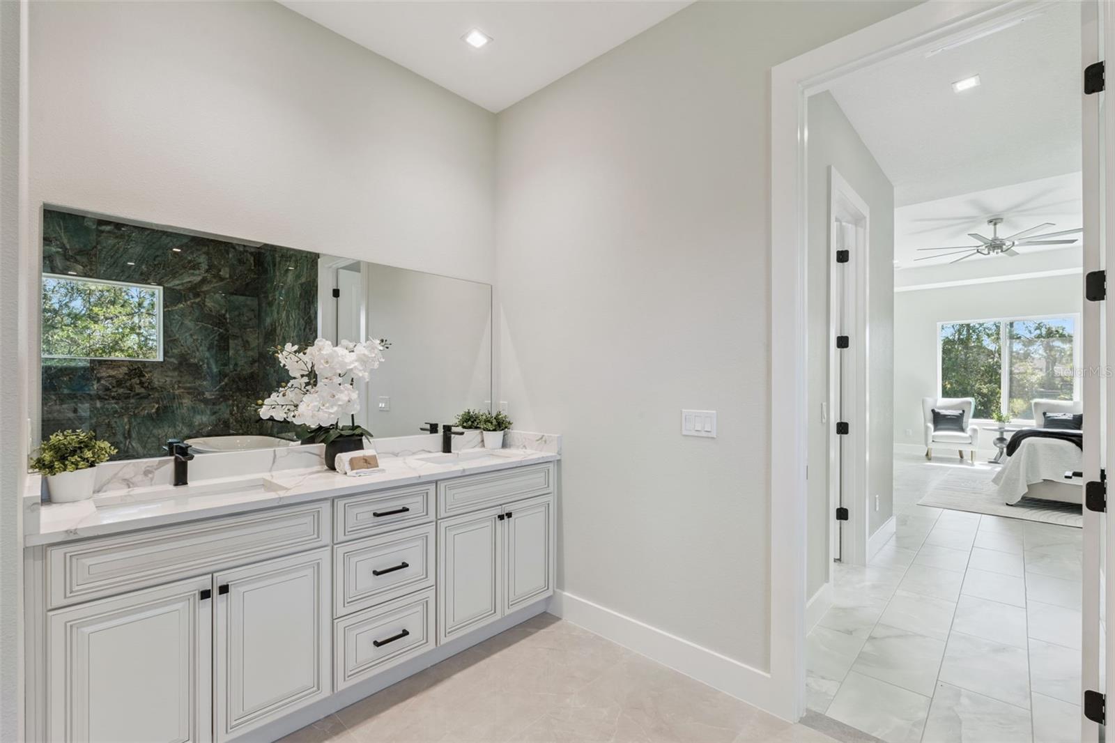 Image 33 of 59 For 20446 Quinlan Street