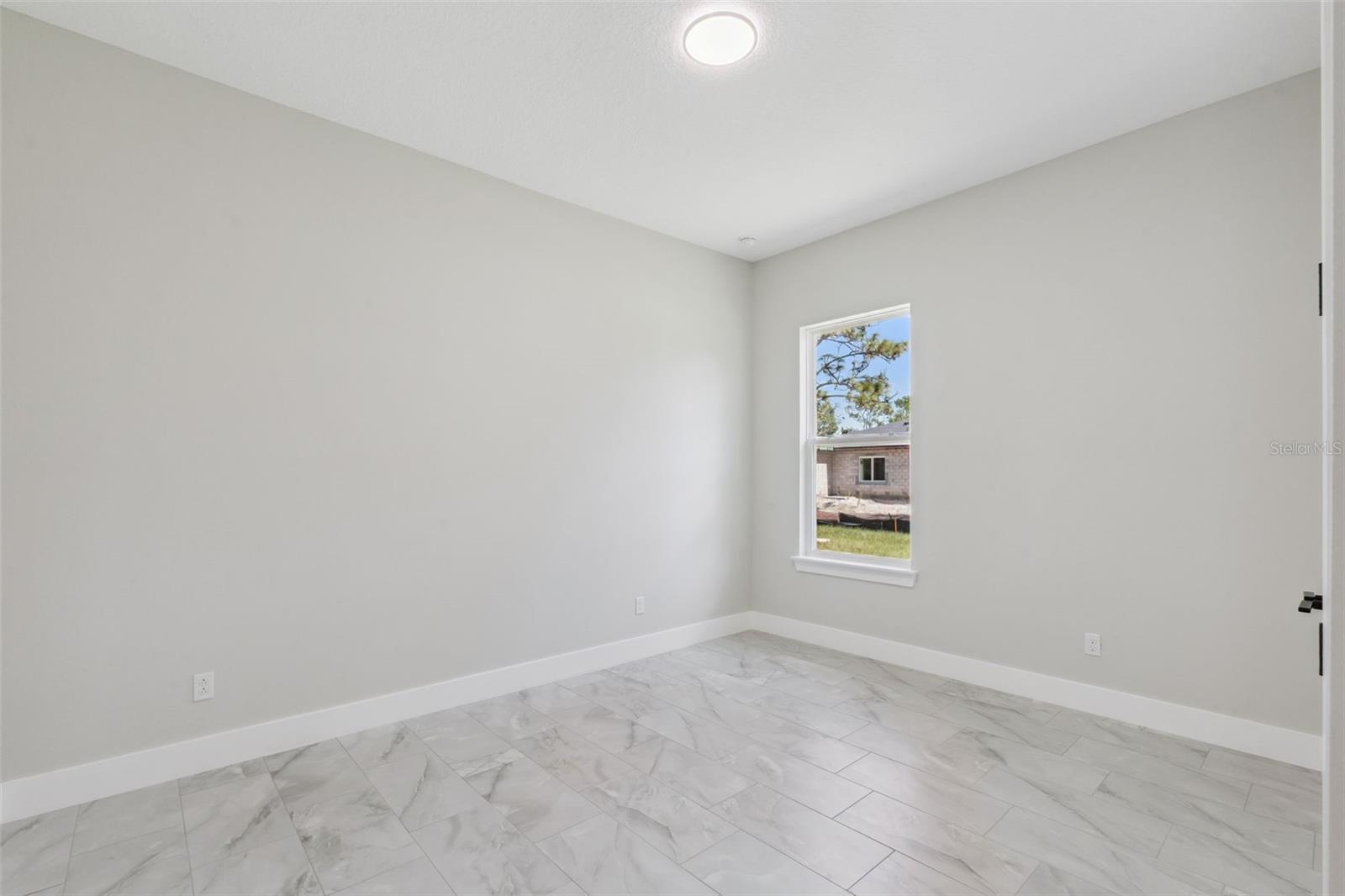 Image 38 of 59 For 20446 Quinlan Street